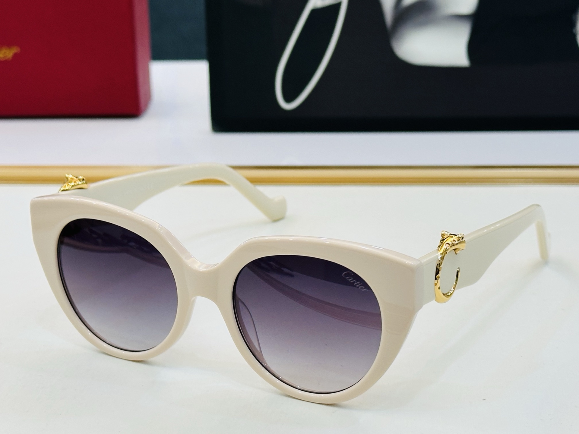 Cartie* 卡家 太阳镜 CT0583 Size：54口19-145 工艺精湛气质十足！Z男女同款