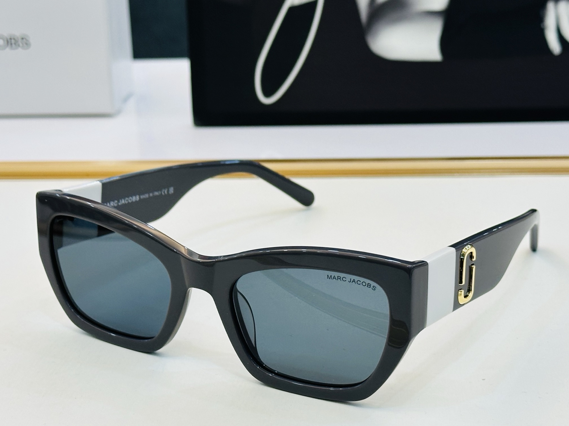 马杰克 MODEL: MJ723/S Size：55口23-145 🔥🔥🔥时尚款 L大气百搭的款式