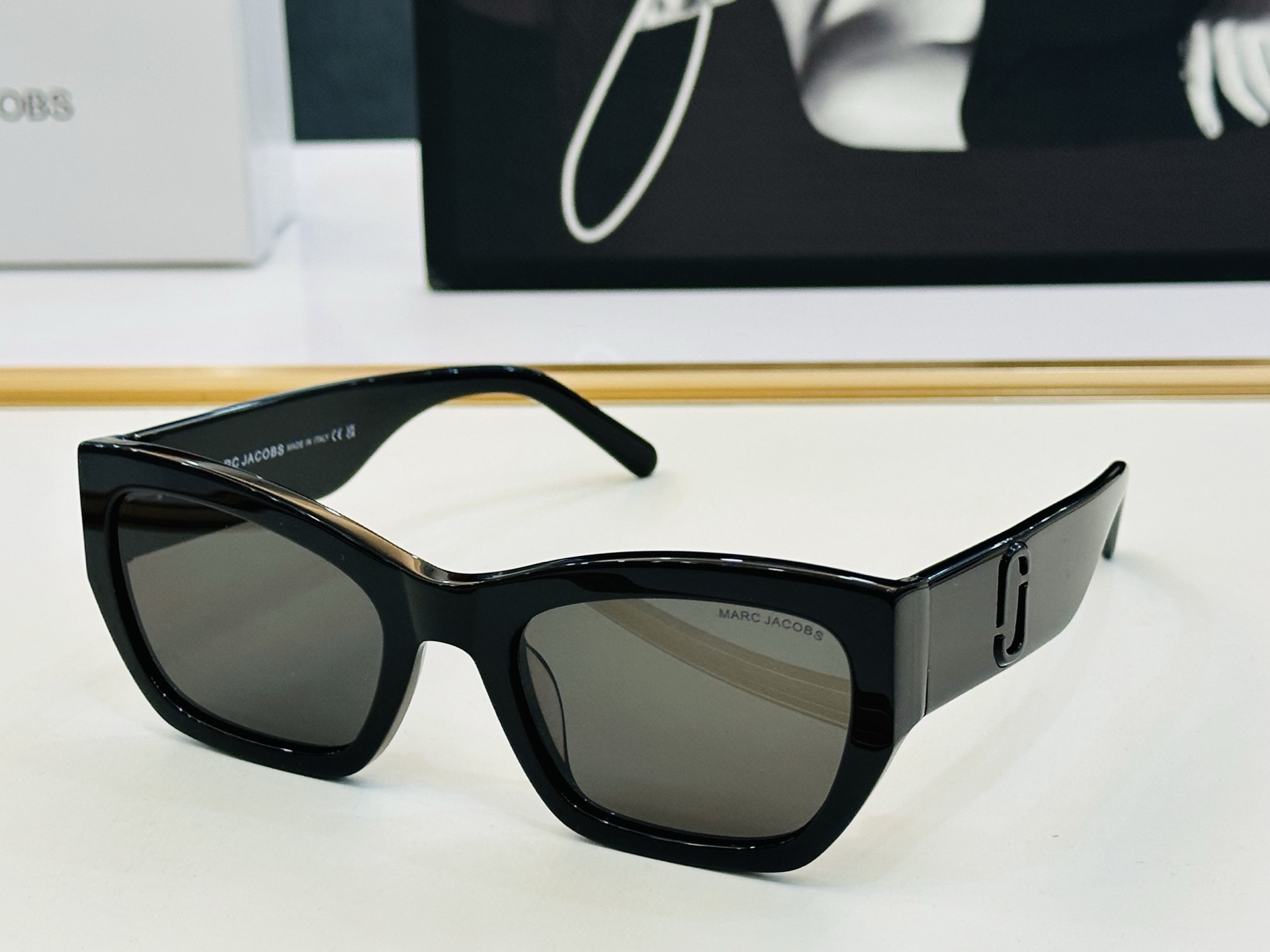 马杰克 MODEL: MJ723/S Size：55口23-145 🔥🔥🔥时尚款 L大气百搭的款式