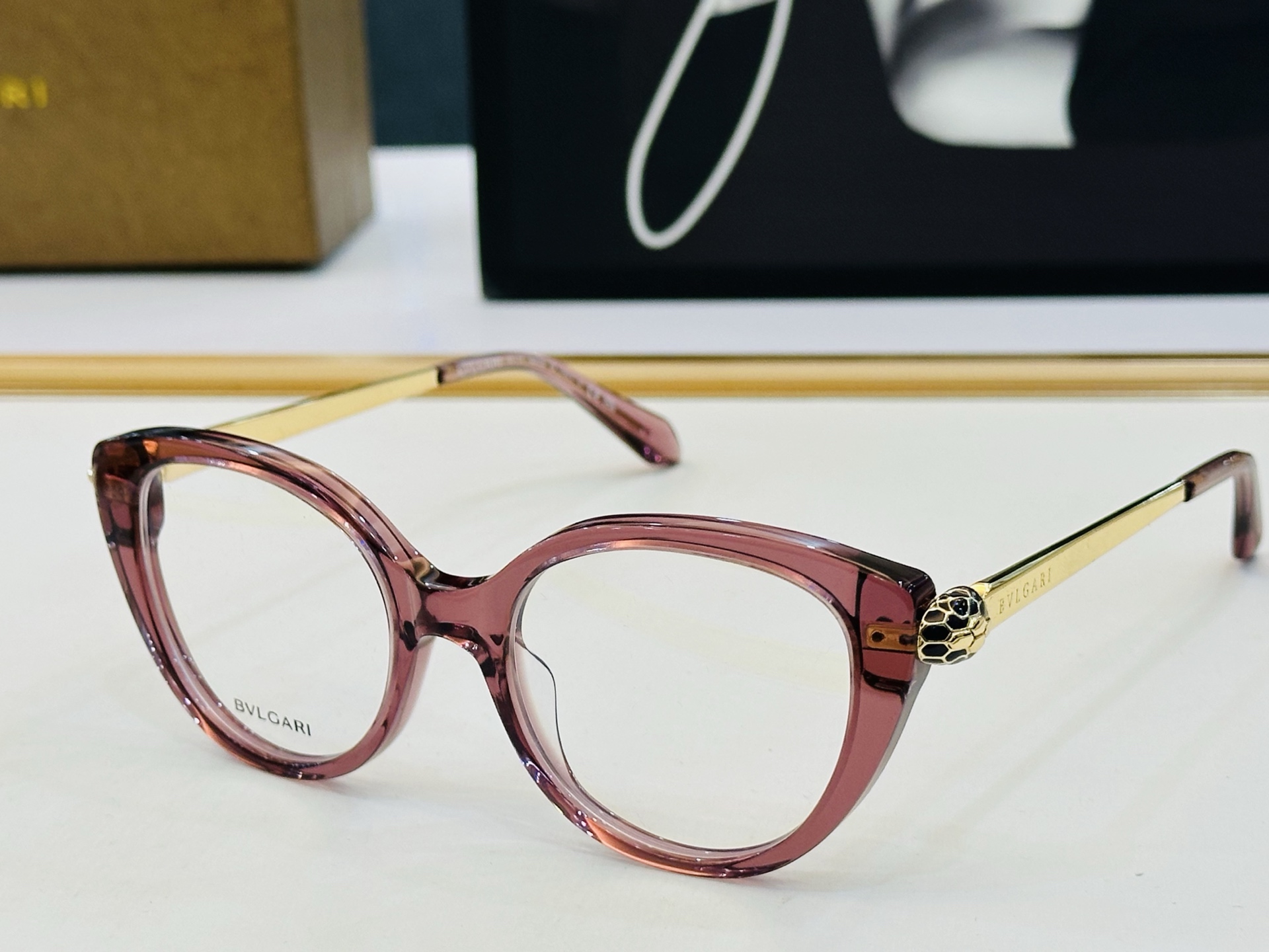 🆕款 官网同售 宝格家 BV50060 👍 Size ：50口18-140 绝对要买😎品质非常完美 C出