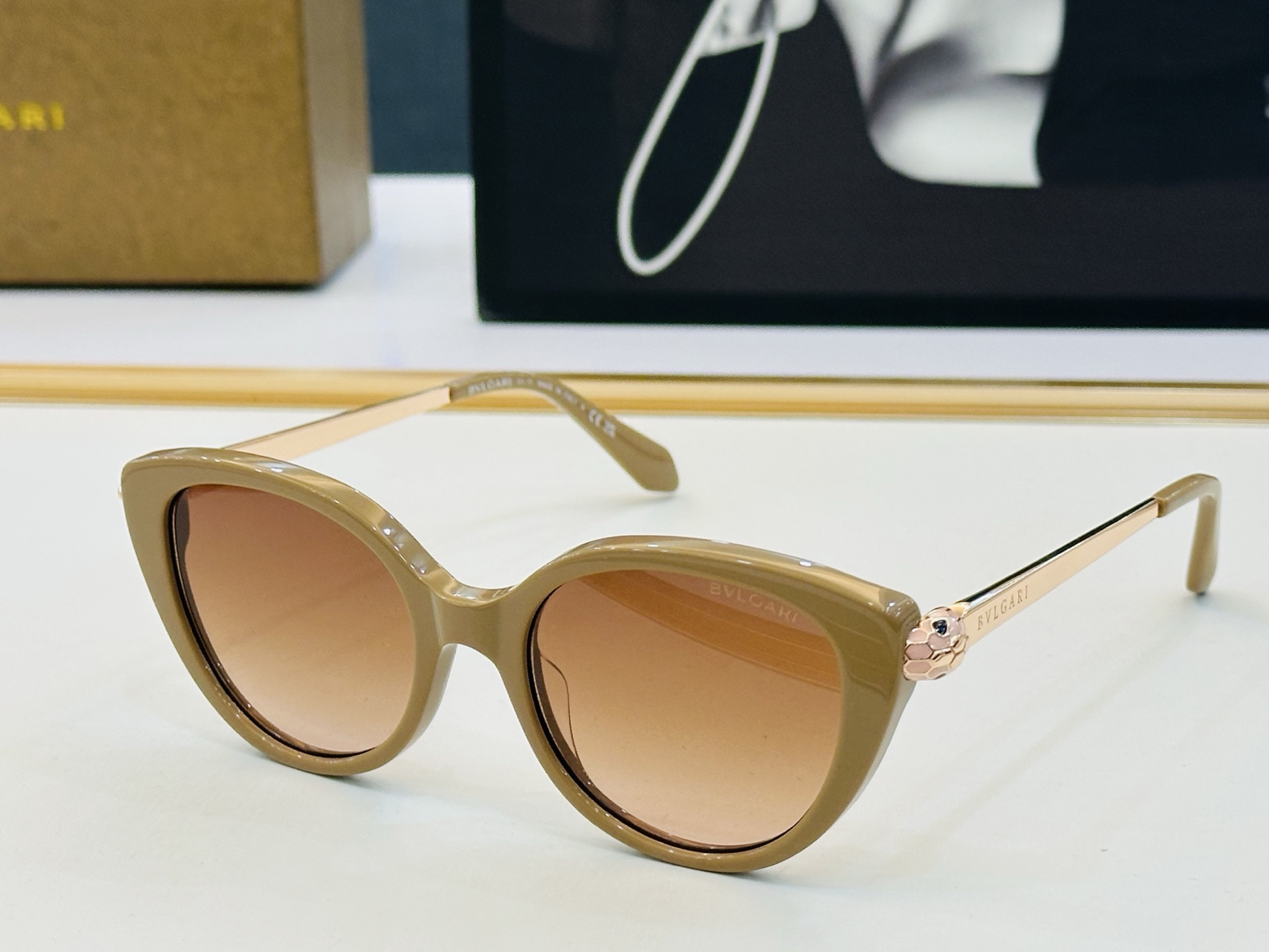 🆕款 官网同售 宝格家 BV50060 👍 Size ：50口18-140 绝对要买😎品质非常完美 C出