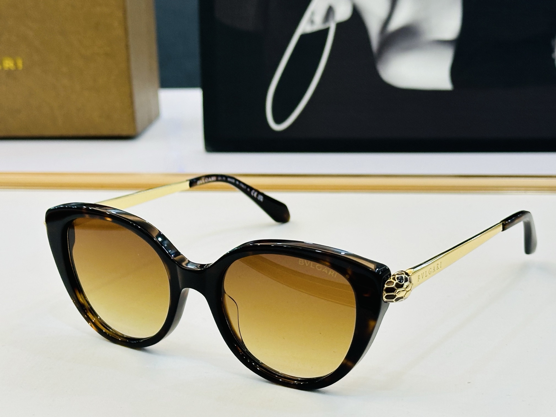 🆕款 官网同售 宝格家 BV50060 👍 Size ：50口18-140 绝对要买😎品质非常完美 C出