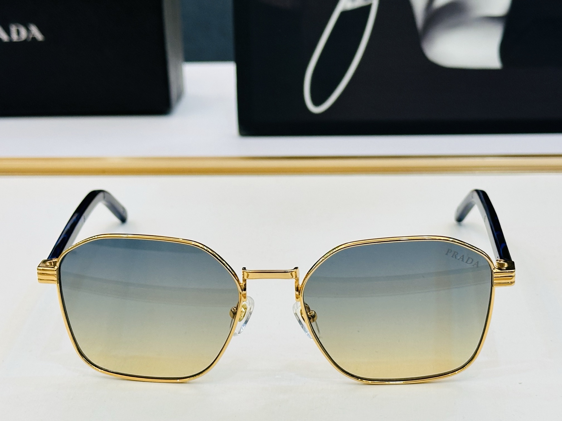 🔺PRAD*🔻普家 PR1883S Size：58口18-142 眼镜系列堪称精湛制作 彰显独特个性 Y