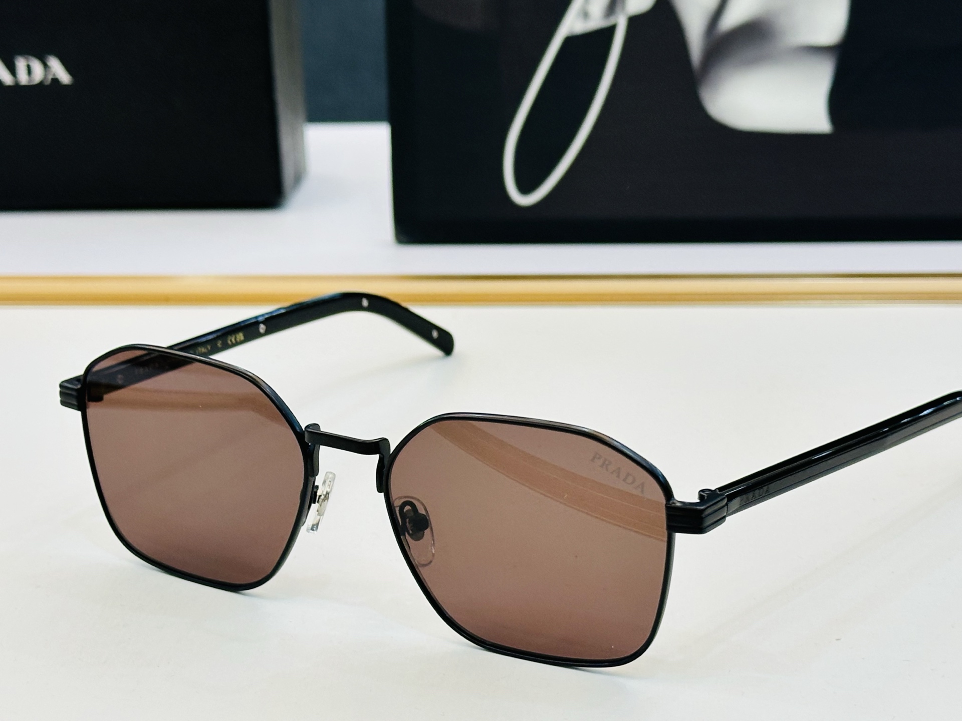 🔺PRAD*🔻普家 PR1883S Size：58口18-142 眼镜系列堪称精湛制作 彰显独特个性 Y