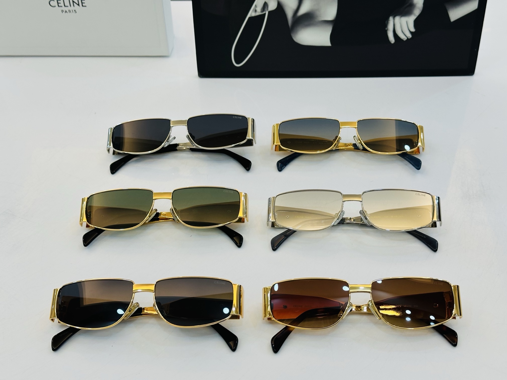 【CELINE】赛琳 CL40325U Size：58口15-145 一直热销的款式 欧美风 光泽度好 