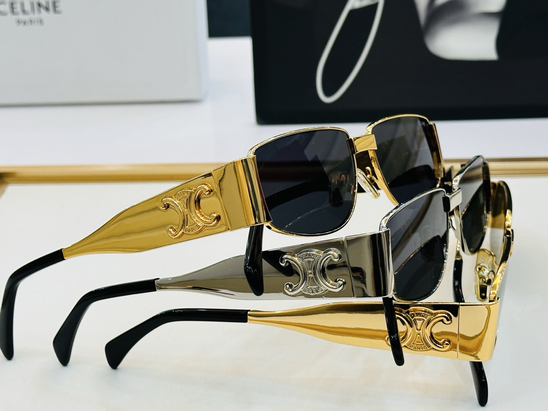 【CELINE】赛琳 CL40325U Size：58口15-145 一直热销的款式 欧美风 光泽度好 