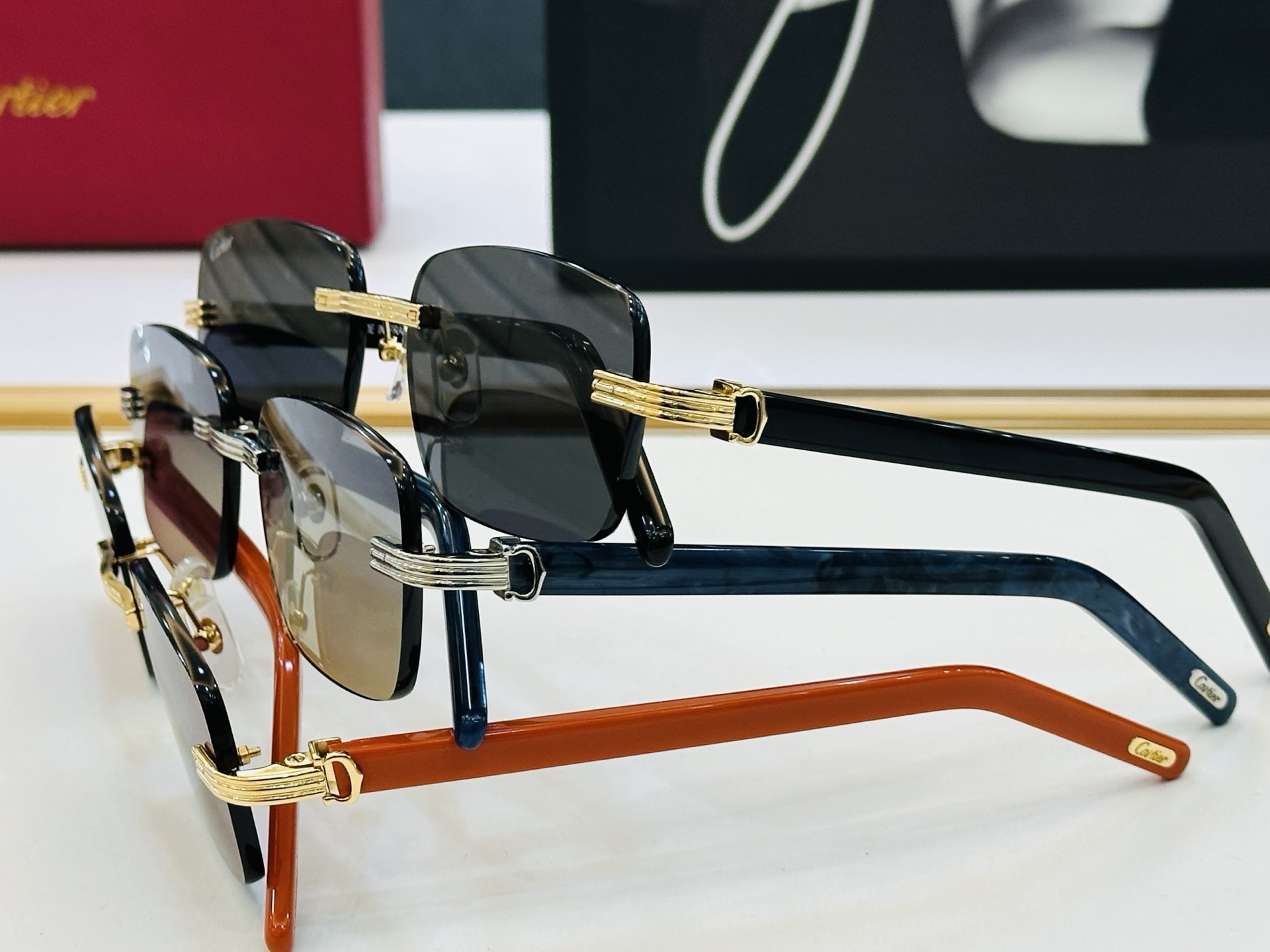 Cartie* 卡家 太阳镜 CT0286O Size：56口17-145 电镀工艺精湛气质十足！A男女