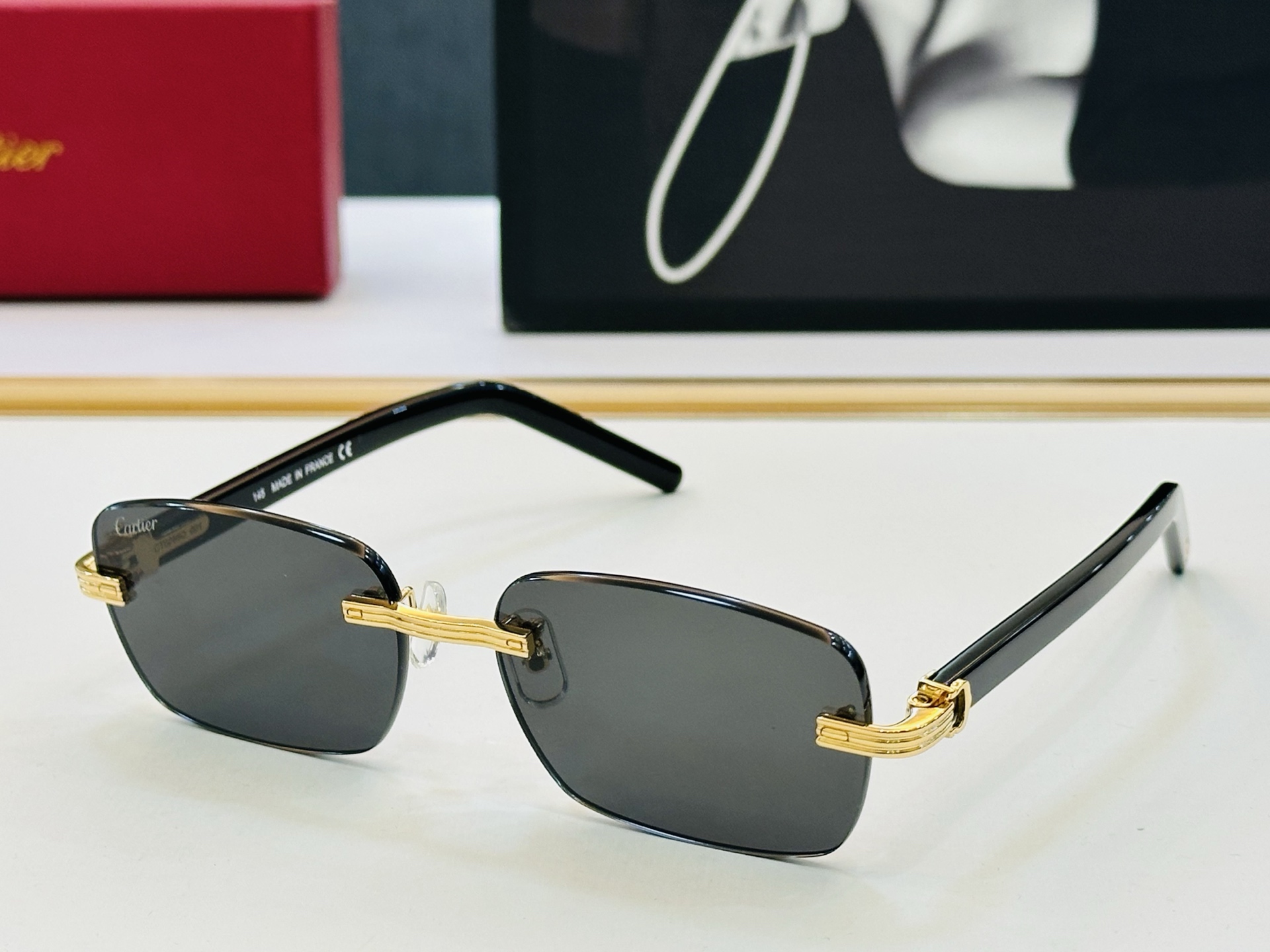 Cartie* 卡家 太阳镜 CT0286O Size：56口17-145 电镀工艺精湛气质十足！A男女