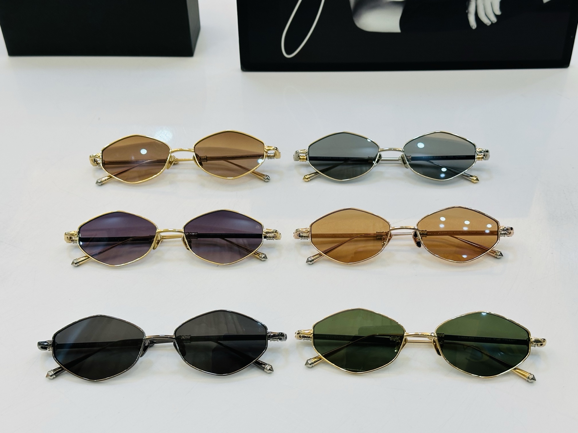 高品质 迈巴赫 🎉🎉做工精美💕💕MAYBAC*H Z22 Size：51口18-145 质感十足 A👍高