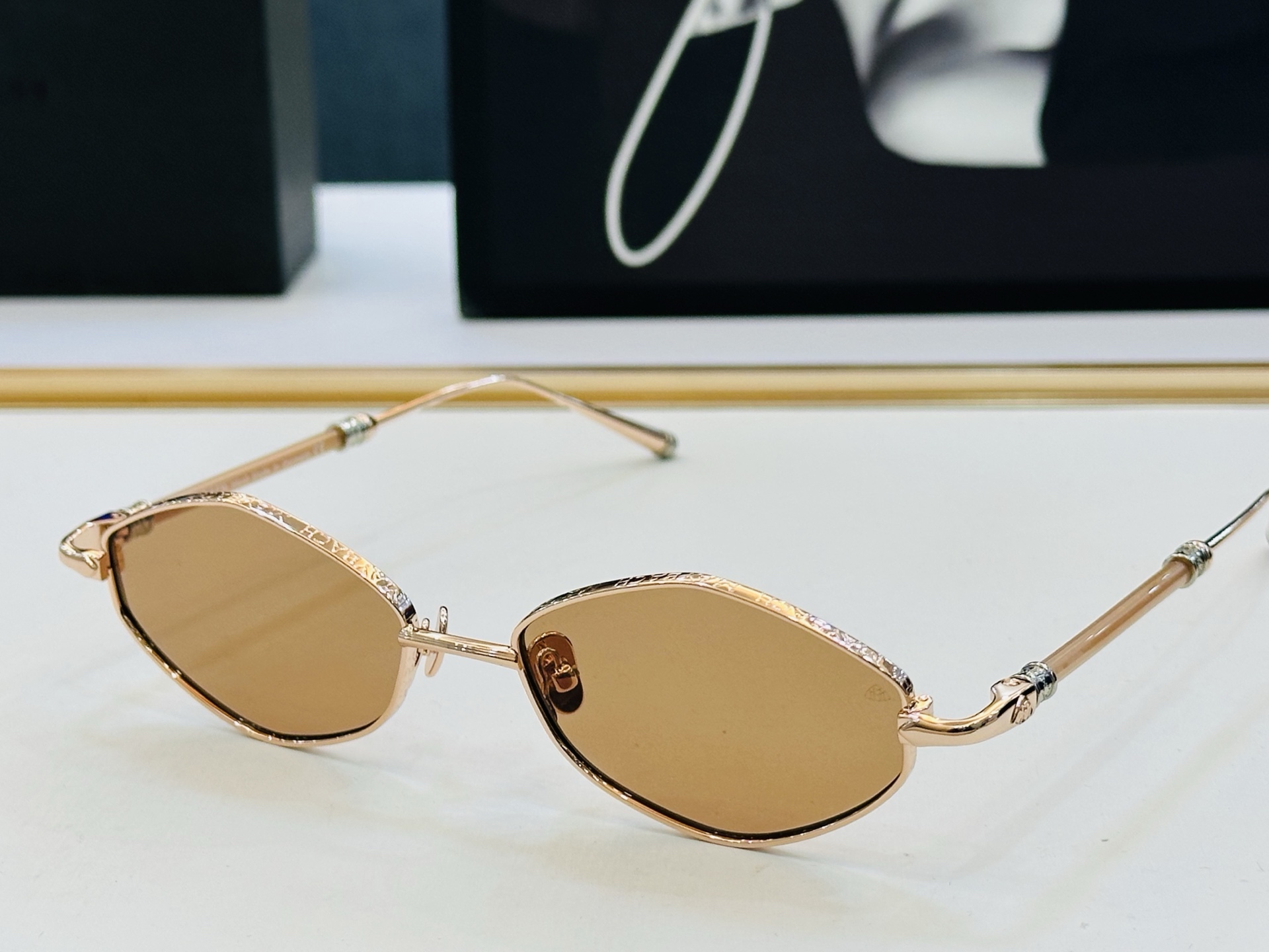 高品质 迈巴赫 🎉🎉做工精美💕💕MAYBAC*H Z22 Size：51口18-145 质感十足 A👍高