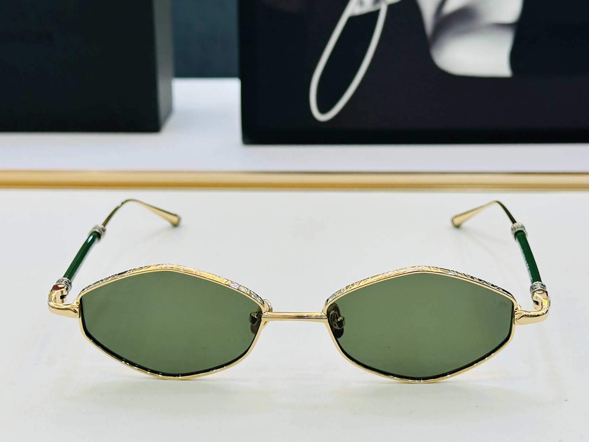 高品质 迈巴赫 🎉🎉做工精美💕💕MAYBAC*H Z22 Size：51口18-145 质感十足 A👍高