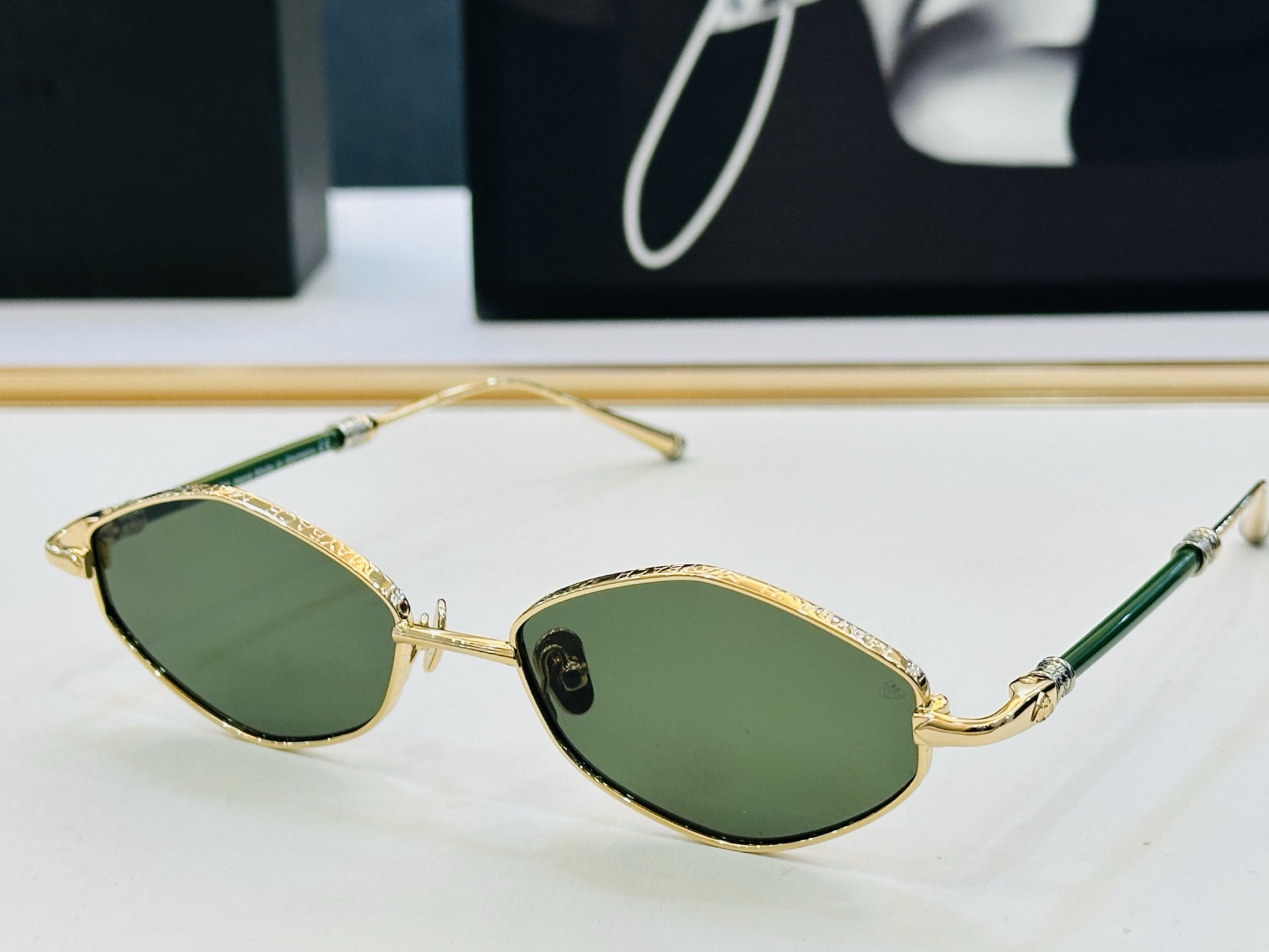 高品质 迈巴赫 🎉🎉做工精美💕💕MAYBAC*H Z22 Size：51口18-145 质感十足 A👍高