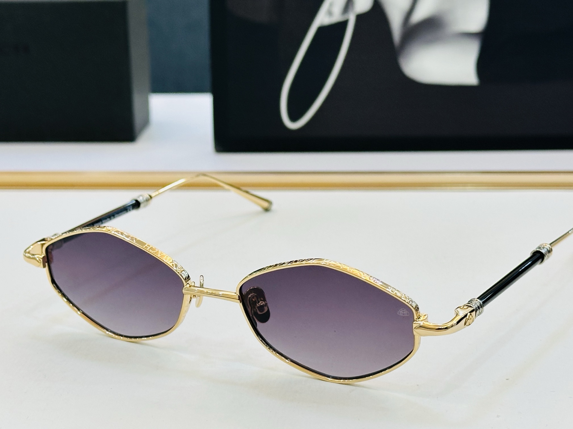 高品质 迈巴赫 🎉🎉做工精美💕💕MAYBAC*H Z22 Size：51口18-145 质感十足 A👍高