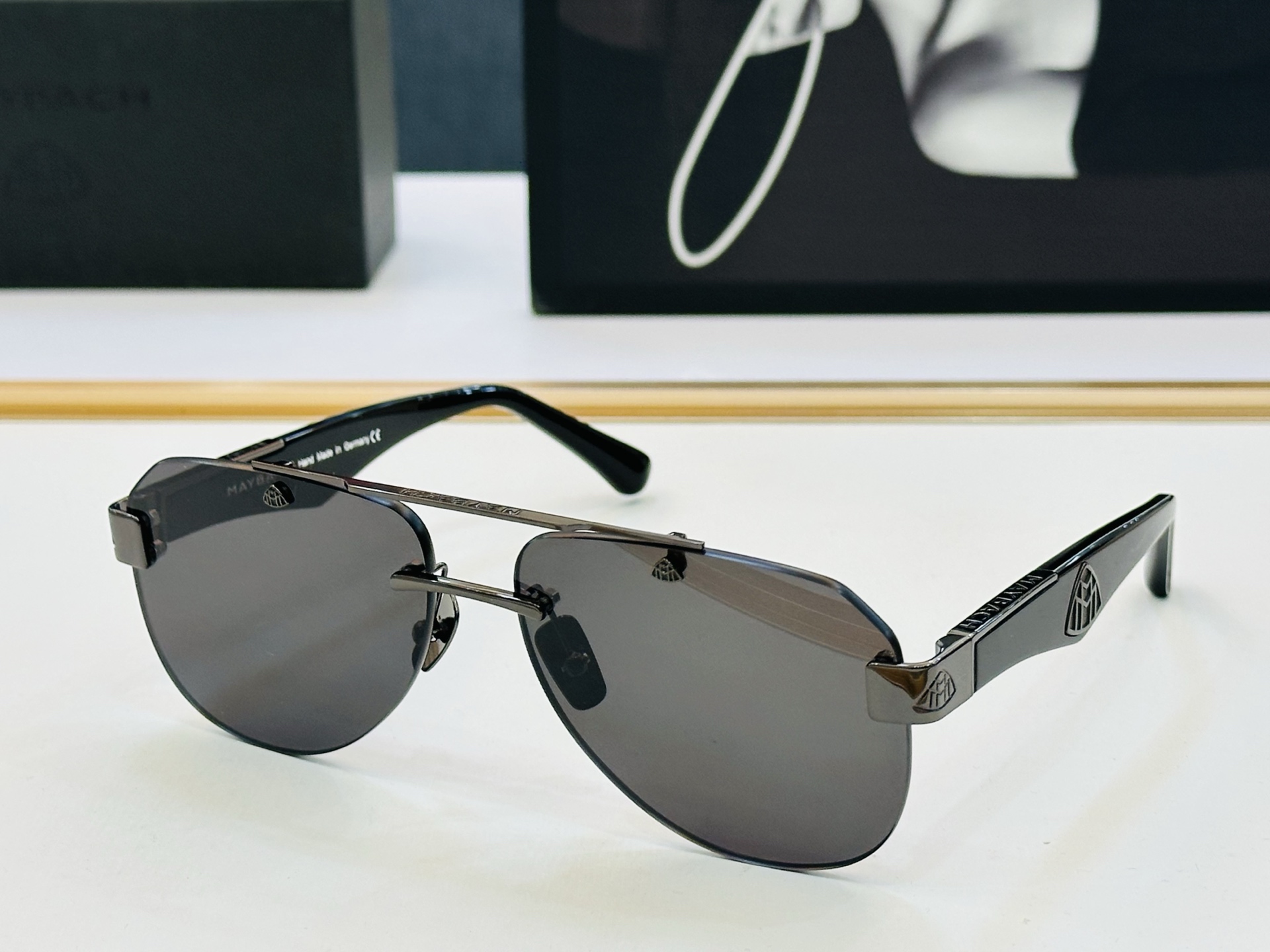 高品质 迈巴赫 🎉🎉做工精美💕💕MAYBAC*H Z25 Size：61口15-145 质感十足 A👍高