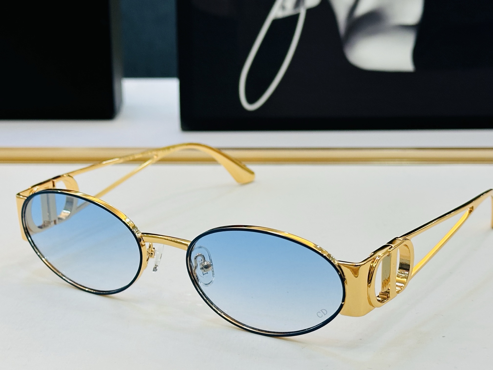 🔻🔻🔻DIO* 迪家 61UCR Size：57口20-138 春夏款墨镜 😎🔆🔥🔥搭配镜腿精致 bm官