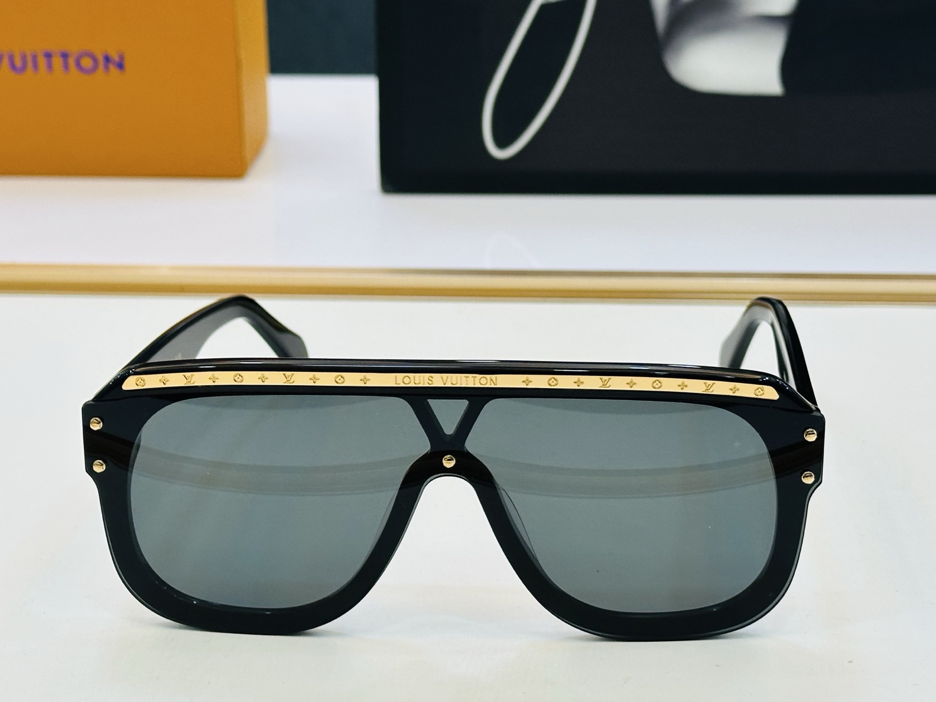 路易家 🎩Z2878U Size：150口0-145 充满活力的 展现独特个性🌟展现大气的你 bm高品质