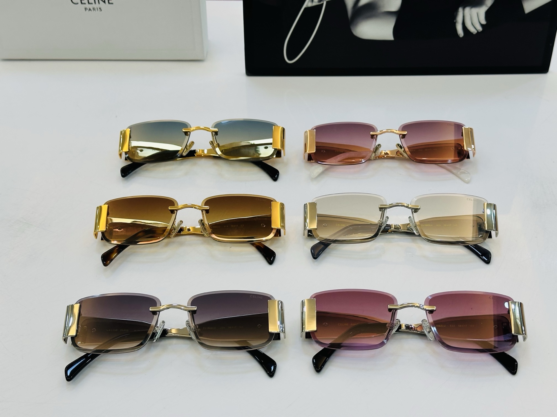 【CELINE】赛琳 CL40235U Size：56口19-145 一直热销的款式 欧美风 光泽度好 