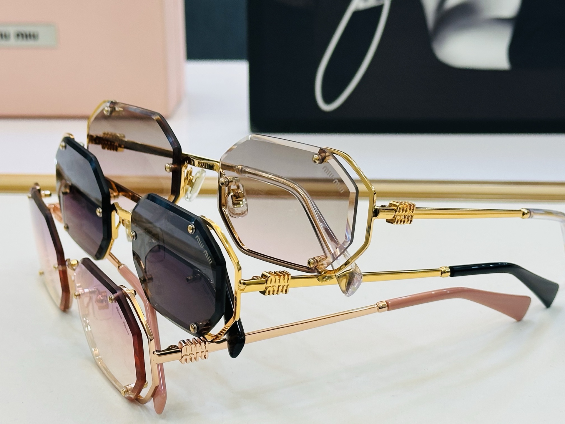 谬家 MU172AV Size：55口20-142 女士太阳眼镜 [玫瑰][玫瑰] 高档 XL时尚墨镜潮