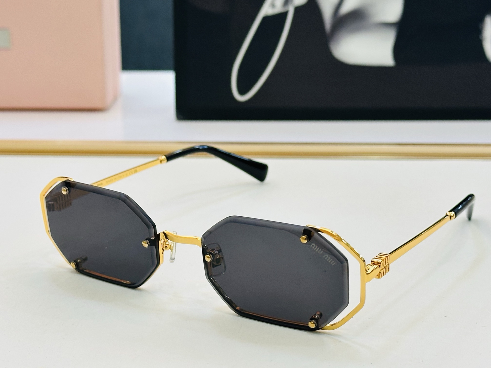 谬家 MU172AV Size：55口20-142 女士太阳眼镜 [玫瑰][玫瑰] 高档 XL时尚墨镜潮