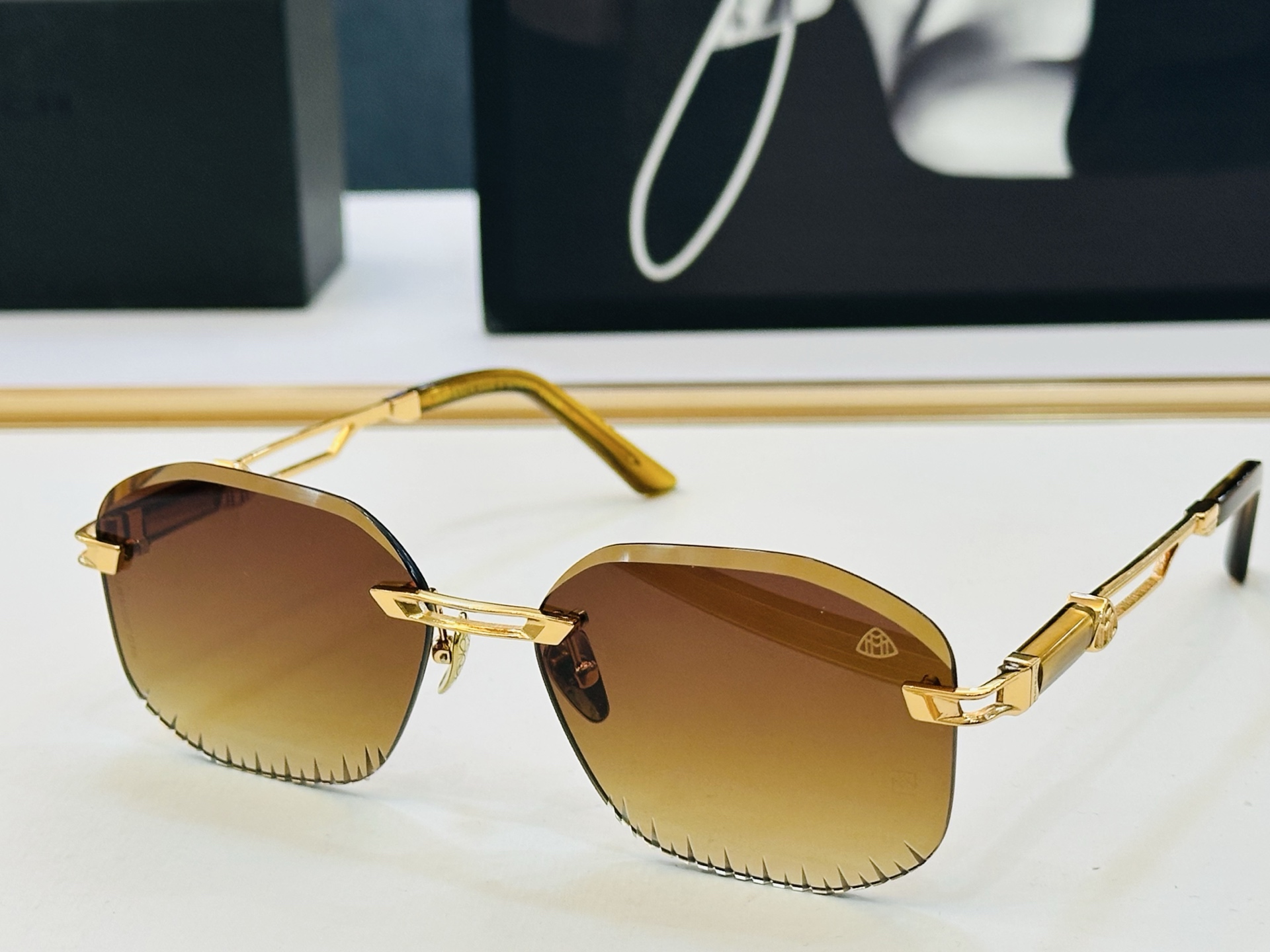 高品质 迈巴赫 🎉🎉做工精美💕💕MAYBAC*H Z076 Size：59口17-143 质感十足 XL