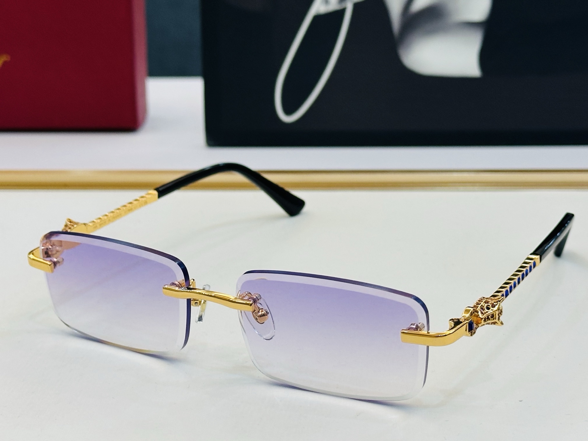 Cartie* 卡家 太阳镜 CT1849 Size：57口17-145 电镀工艺精湛气质十足！D男女同