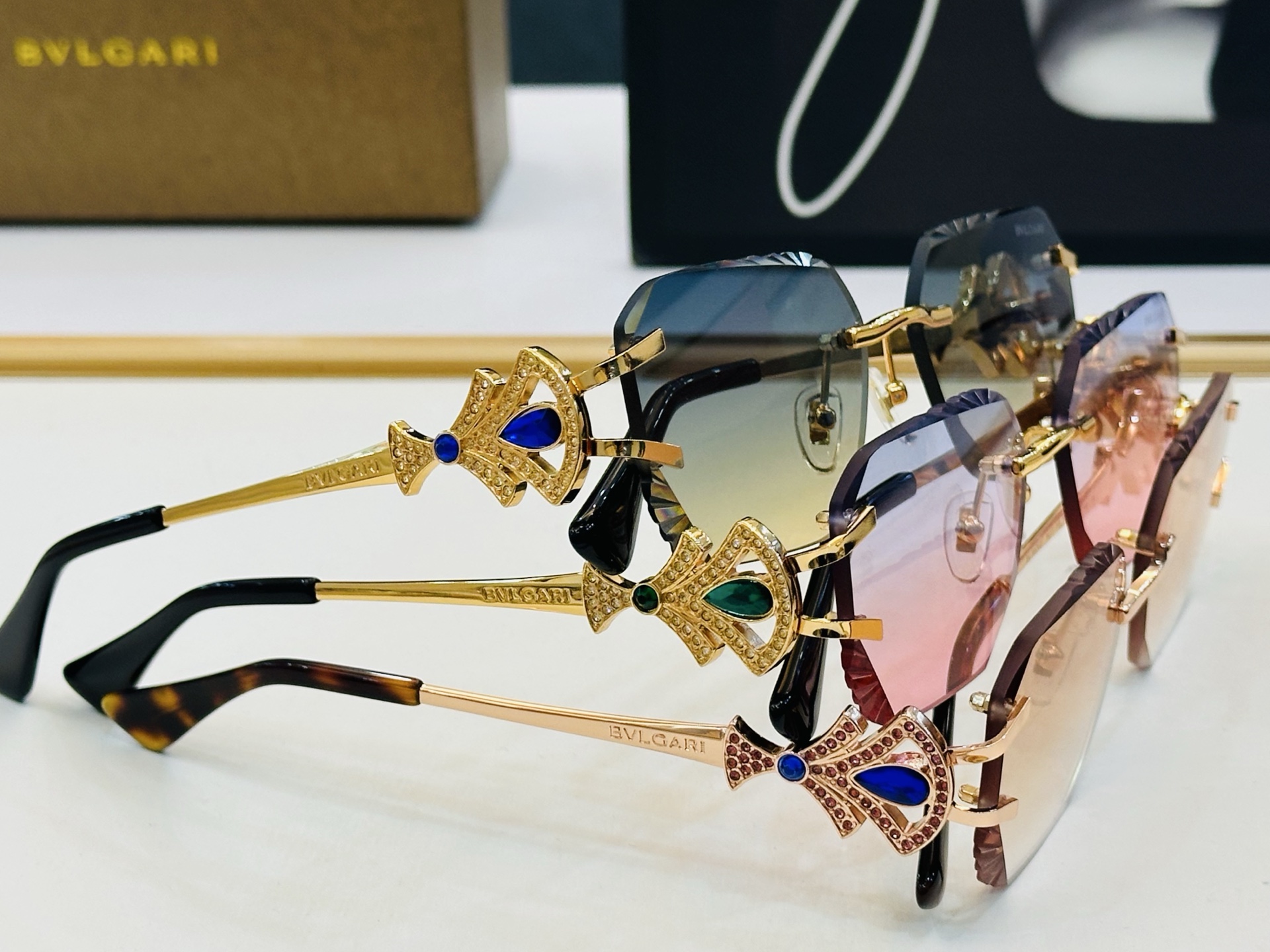 Cartie* 卡家 太阳镜 CT1849 Size：57口17-145 电镀工艺精湛气质十足！D男女同