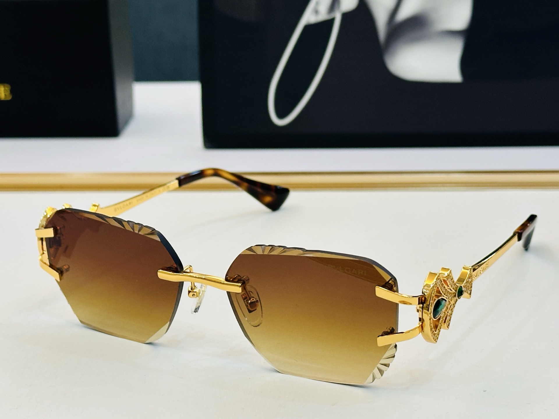 🆕款 官网同售 宝格家 BV1817LV 👍 Size ：56口17-145 绝对要买😎品质非常完美 D