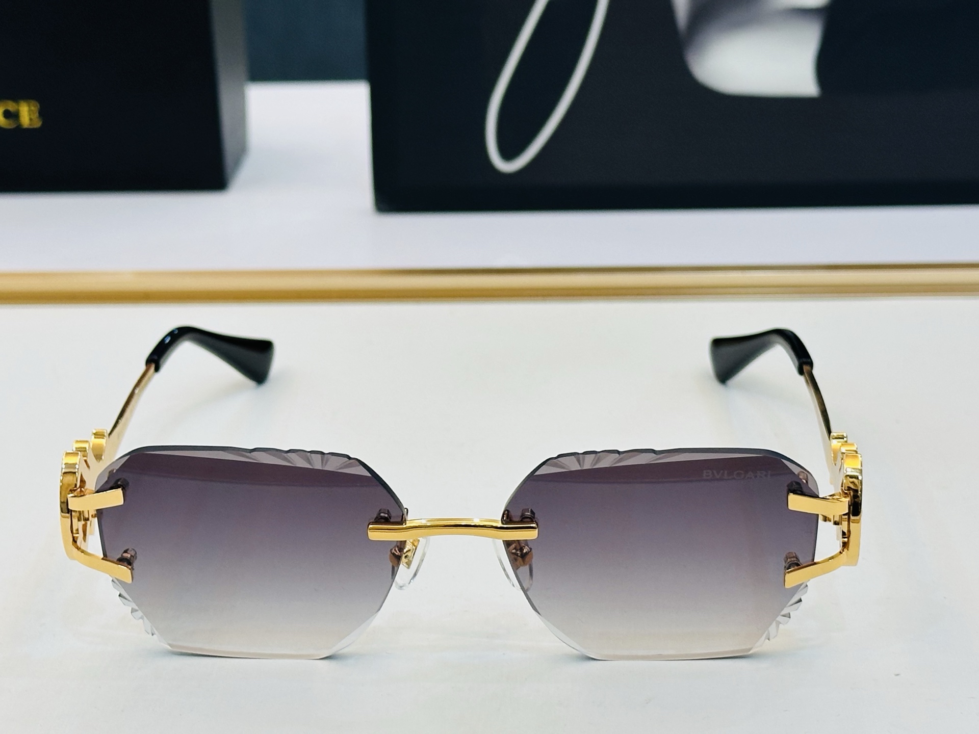 🆕款 官网同售 宝格家 BV1817LV 👍 Size ：56口17-145 绝对要买😎品质非常完美 D