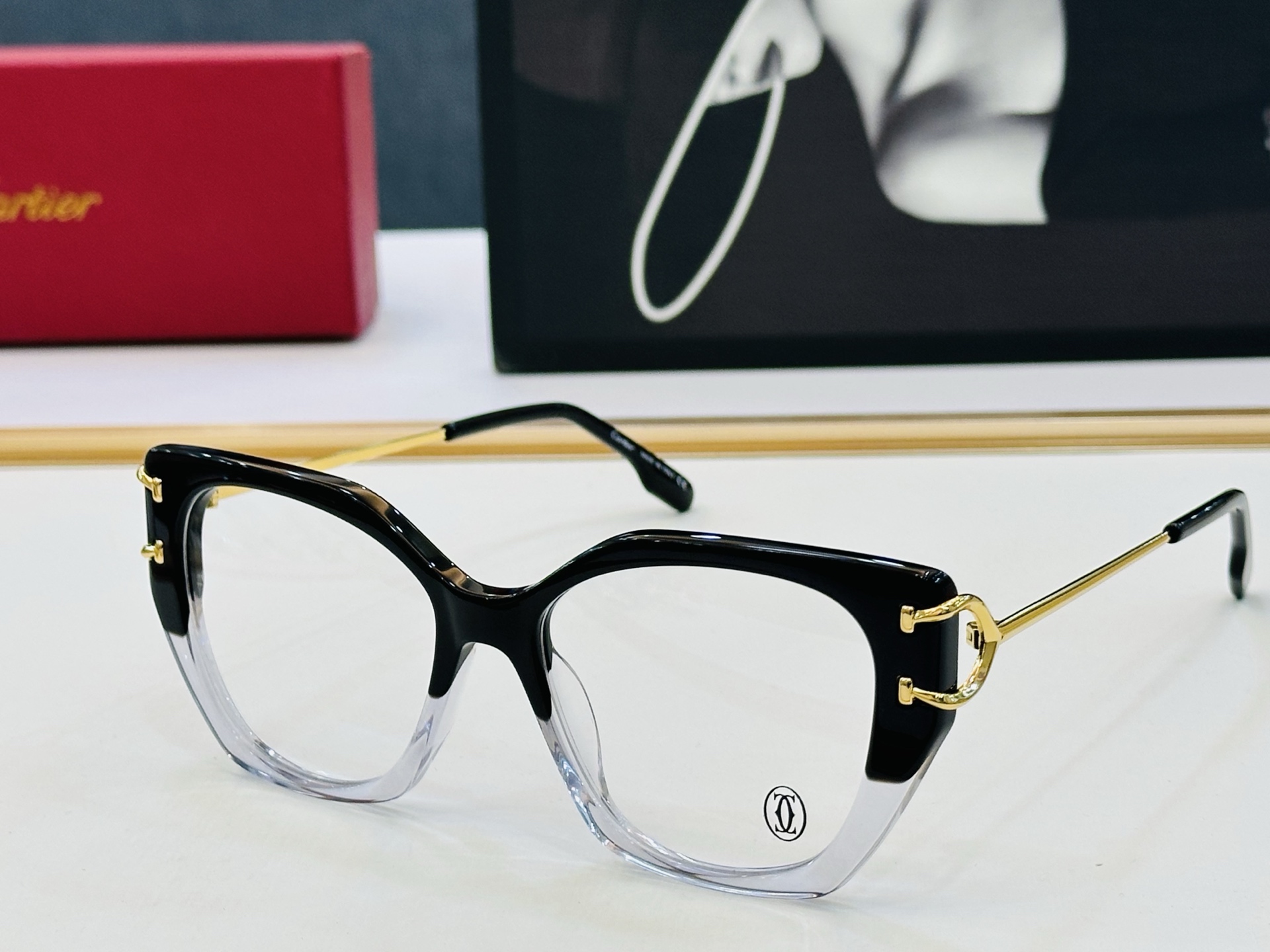 Cartier-卡家 ✨CT0530S Size：56口17-145 不挑脸型 简约大气 时尚休闲 👌👃