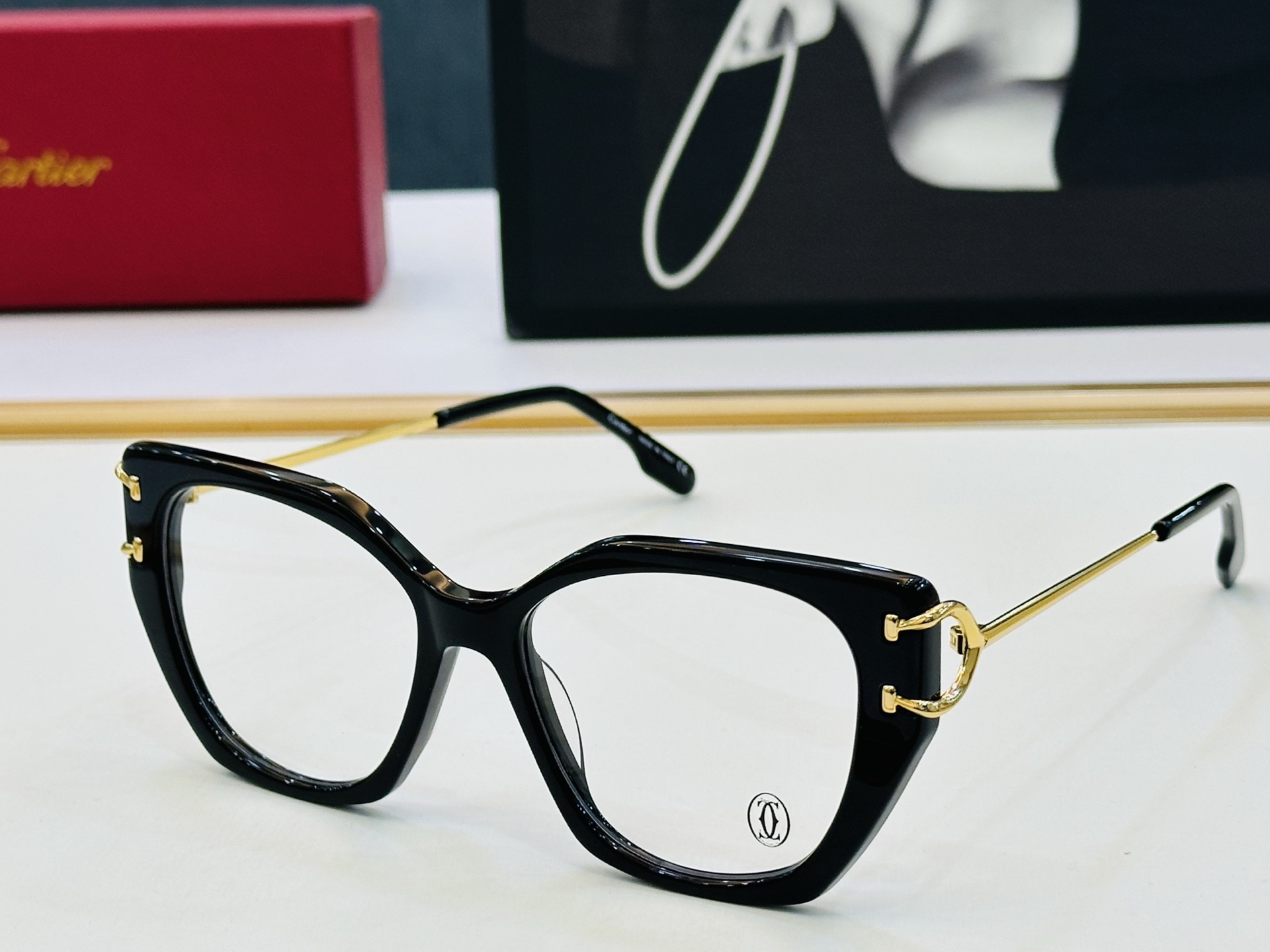 Cartier-卡家 ✨CT0530S Size：56口17-145 不挑脸型 简约大气 时尚休闲 👌👃