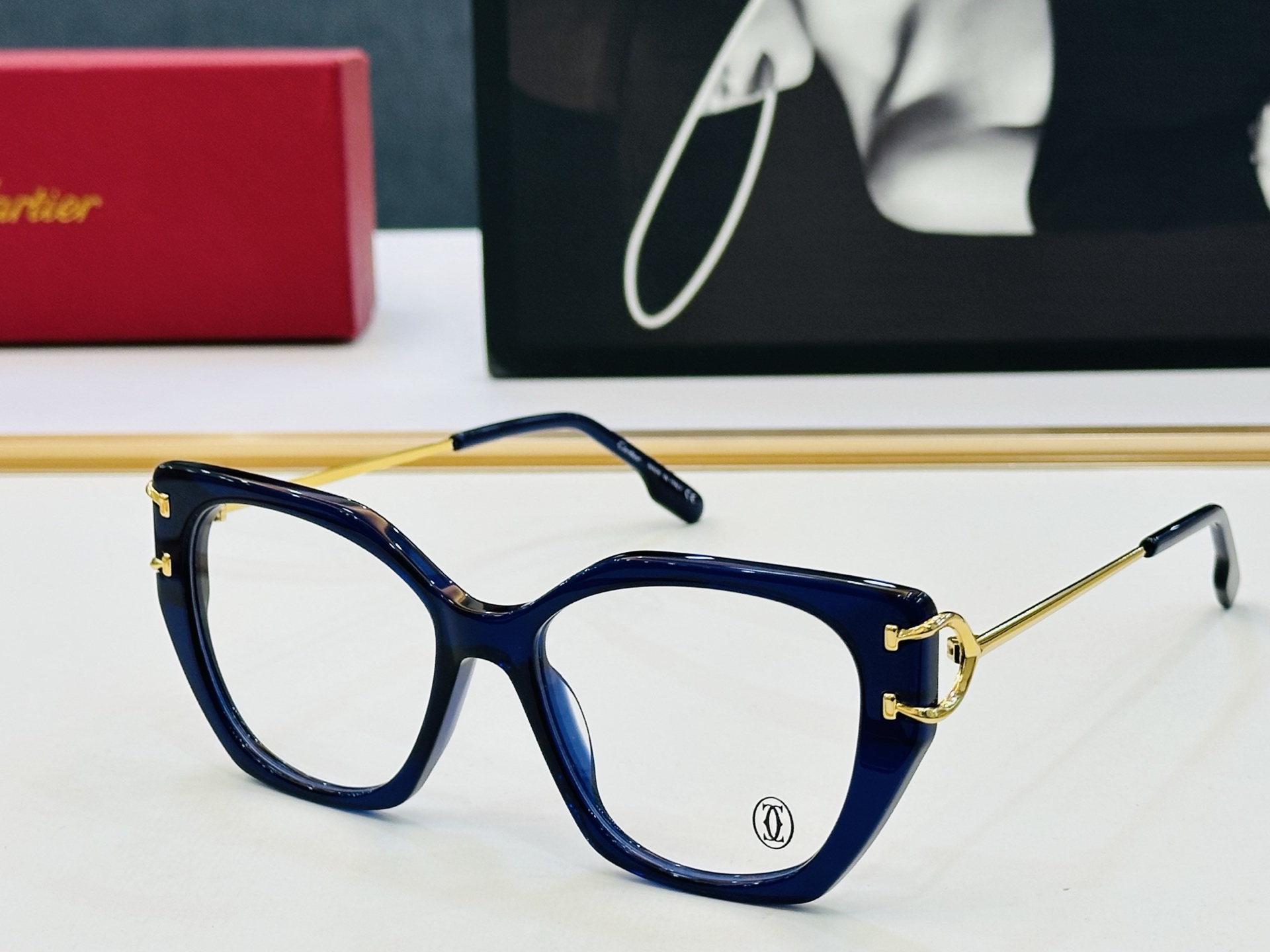 Cartier-卡家 ✨CT0530S Size：56口17-145 不挑脸型 简约大气 时尚休闲 👌👃