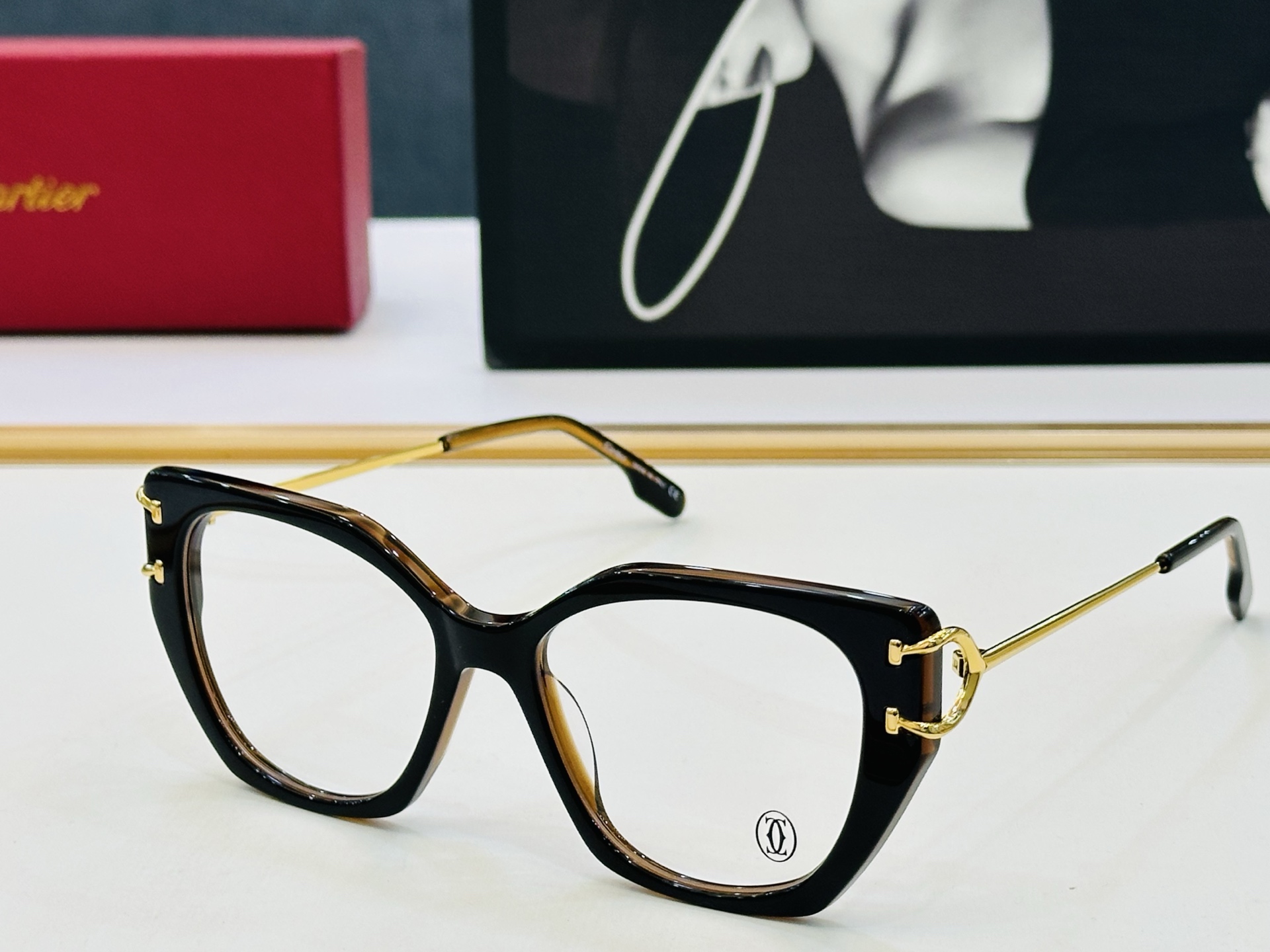 Cartier-卡家 ✨CT0530S Size：56口17-145 不挑脸型 简约大气 时尚休闲 👌👃