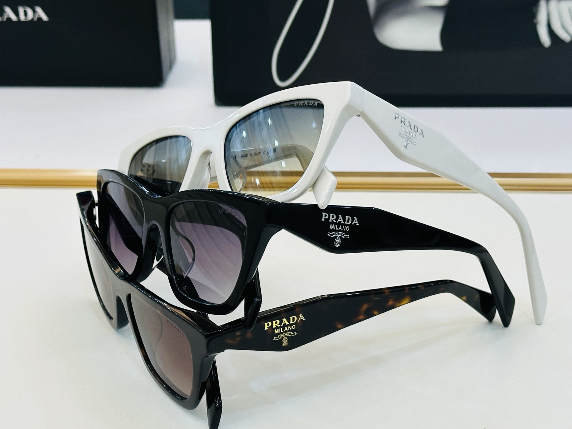 🔺PRAD*🔻普家 SPR C07S Size：51口18-145 眼镜系列堪称精湛制作 👍J太阳镜