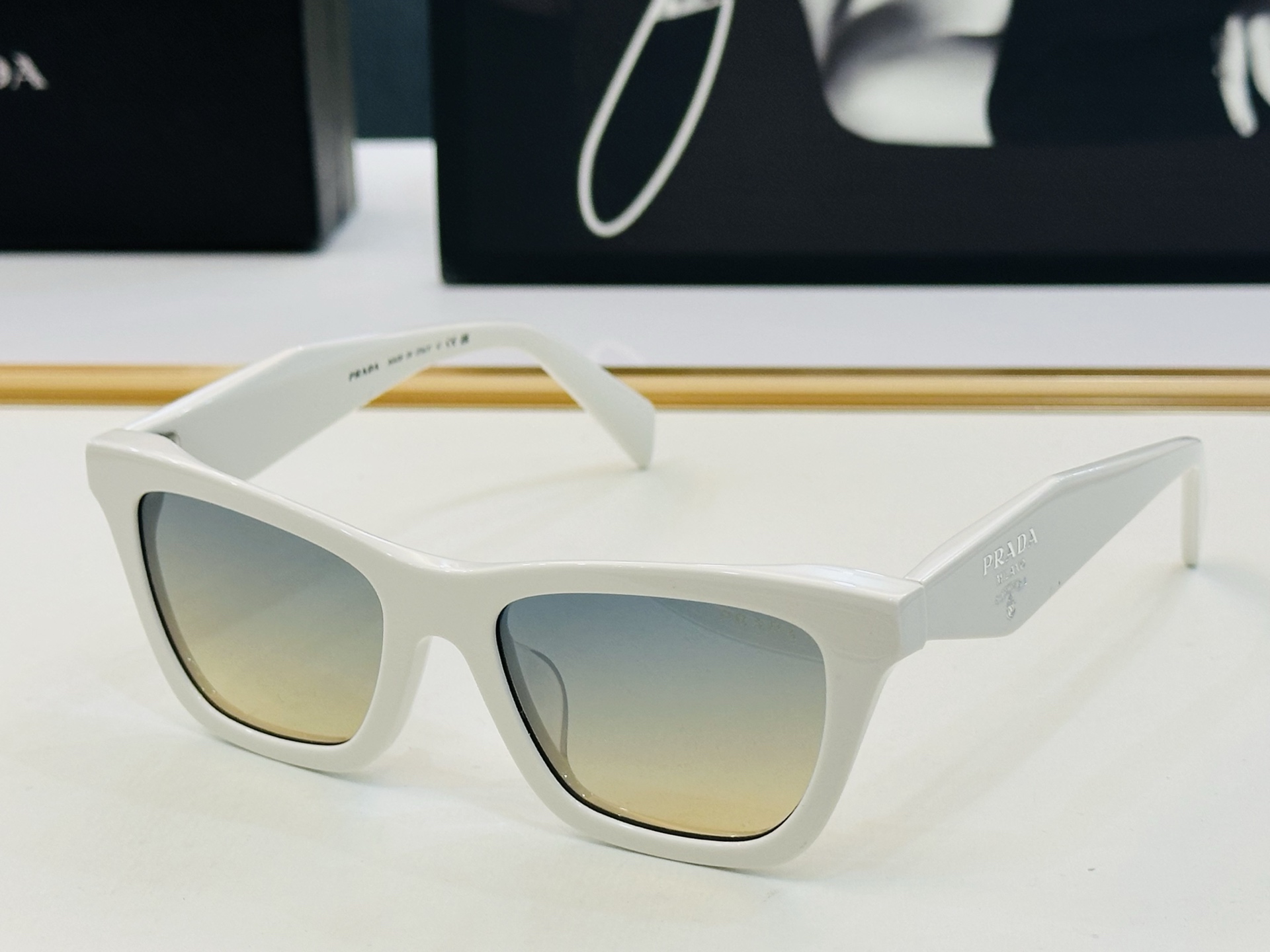 🔺PRAD*🔻普家 SPR C07S Size：51口18-145 眼镜系列堪称精湛制作 👍J太阳镜