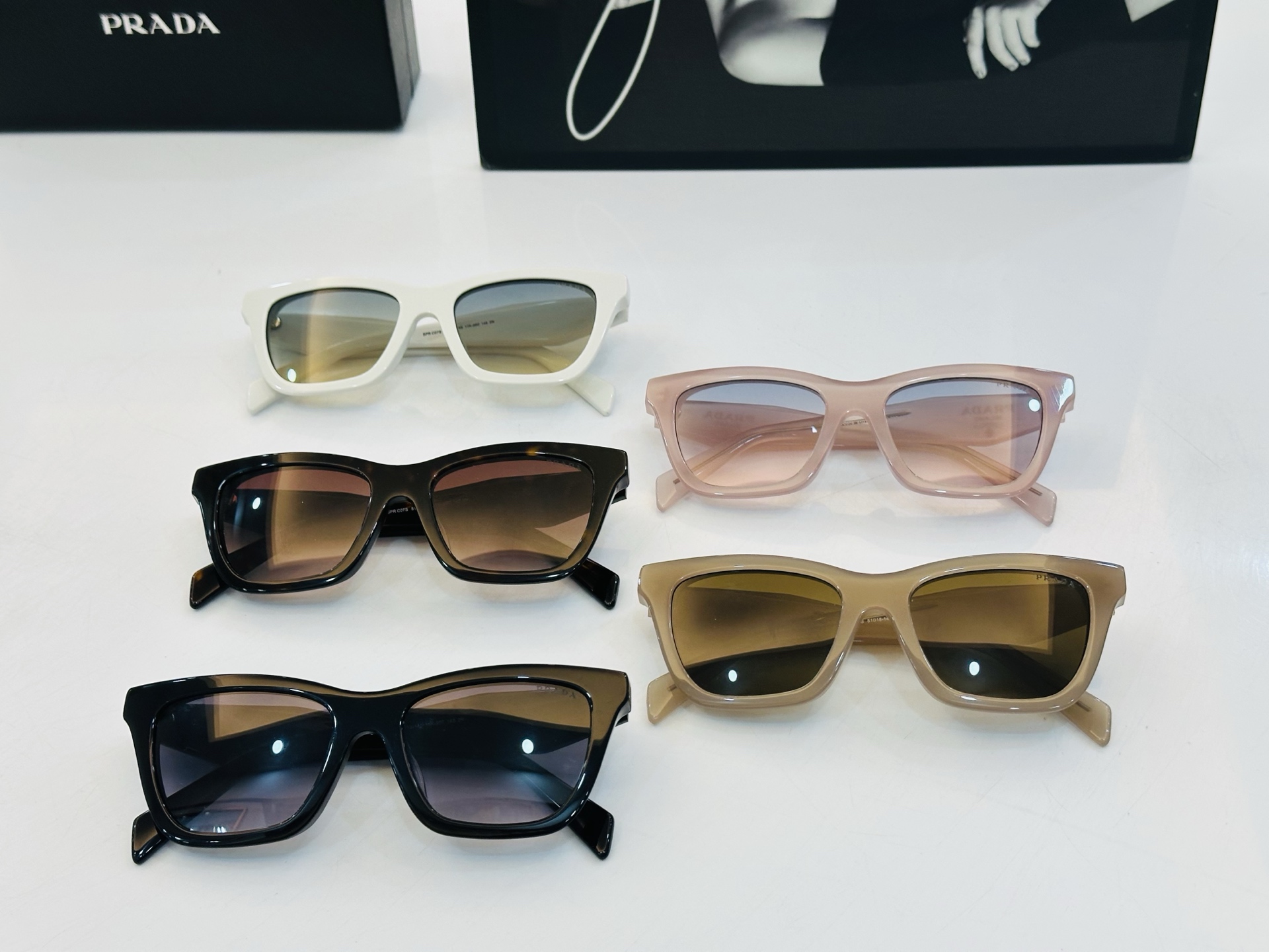 🔺PRAD*🔻普家 SPR C07S Size：51口18-145 眼镜系列堪称精湛制作 👍J太阳镜