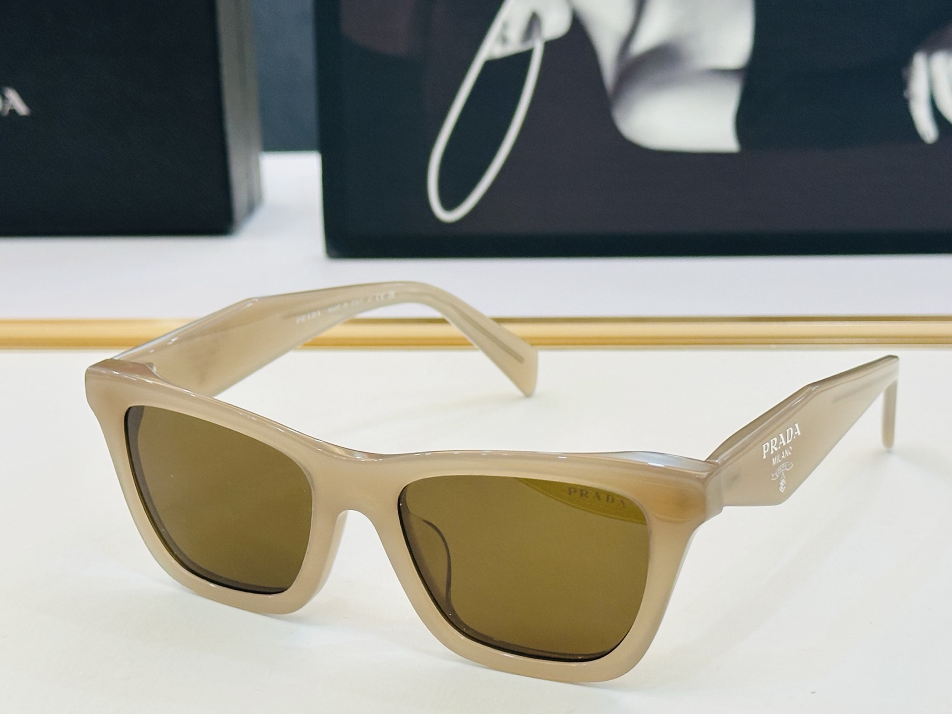 🔺PRAD*🔻普家 SPR C07S Size：51口18-145 眼镜系列堪称精湛制作 👍J太阳镜