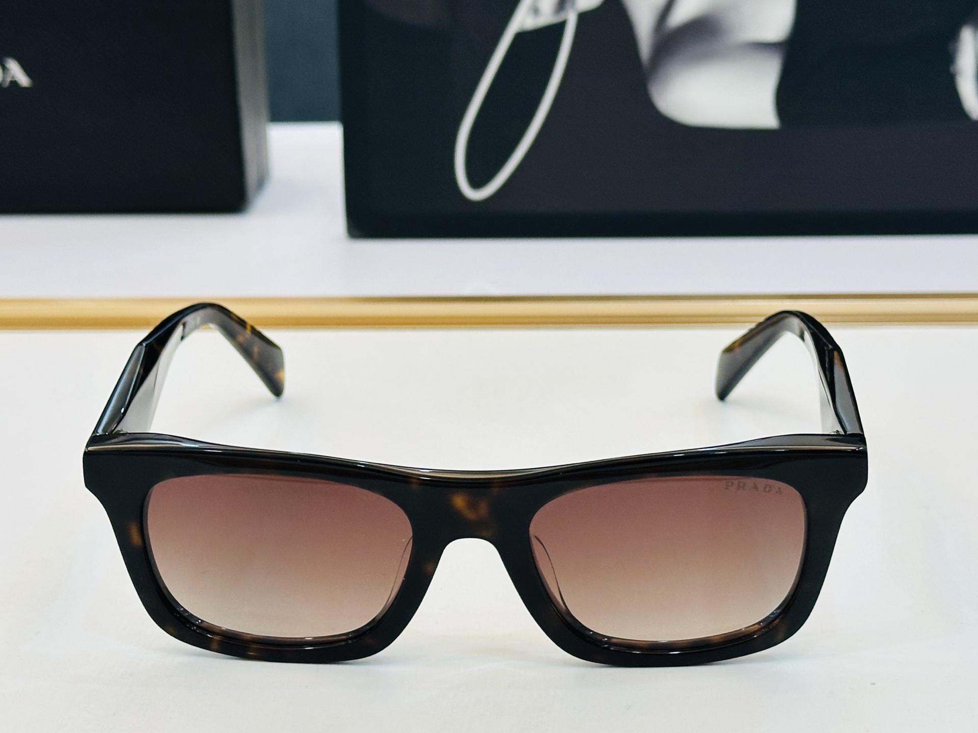 🔺PRAD*🔻普家 SPR C06S S Size：49口21-145 眼镜系列堪称精湛制作 👍J太阳镜