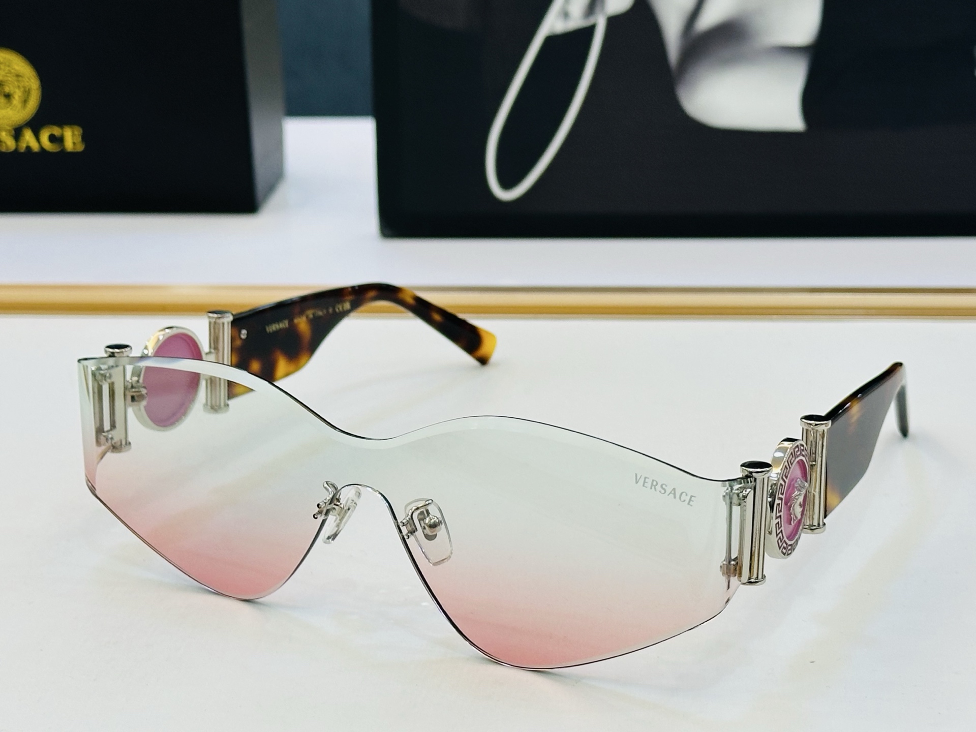 🎉🎉范思家 VERSACE✨✨✨MODEL：VE6824 ✨✨✨SIZE：151口0-138 ✨XL有范