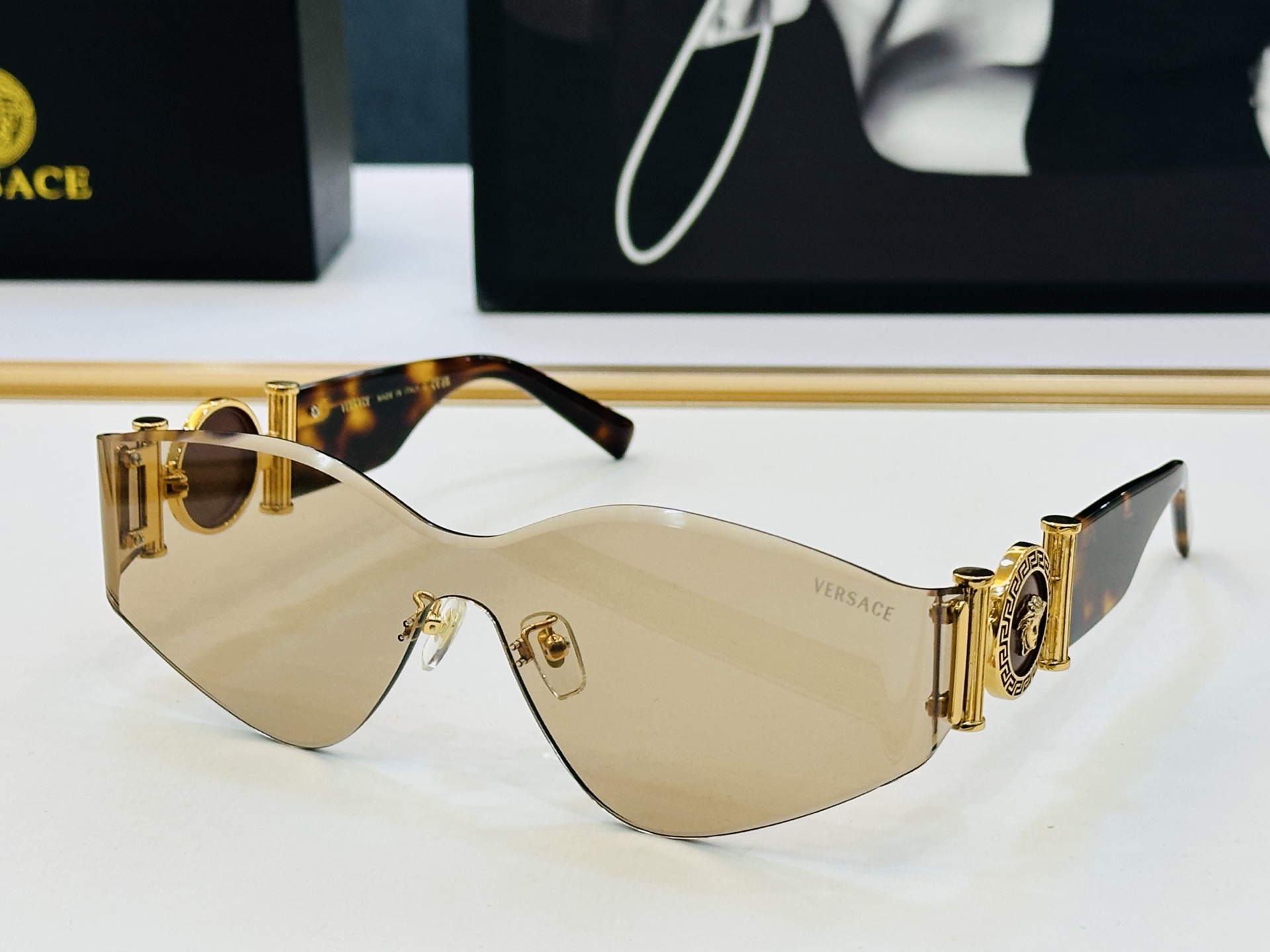 🎉🎉范思家 VERSACE✨✨✨MODEL：VE6824 ✨✨✨SIZE：151口0-138 ✨XL有范