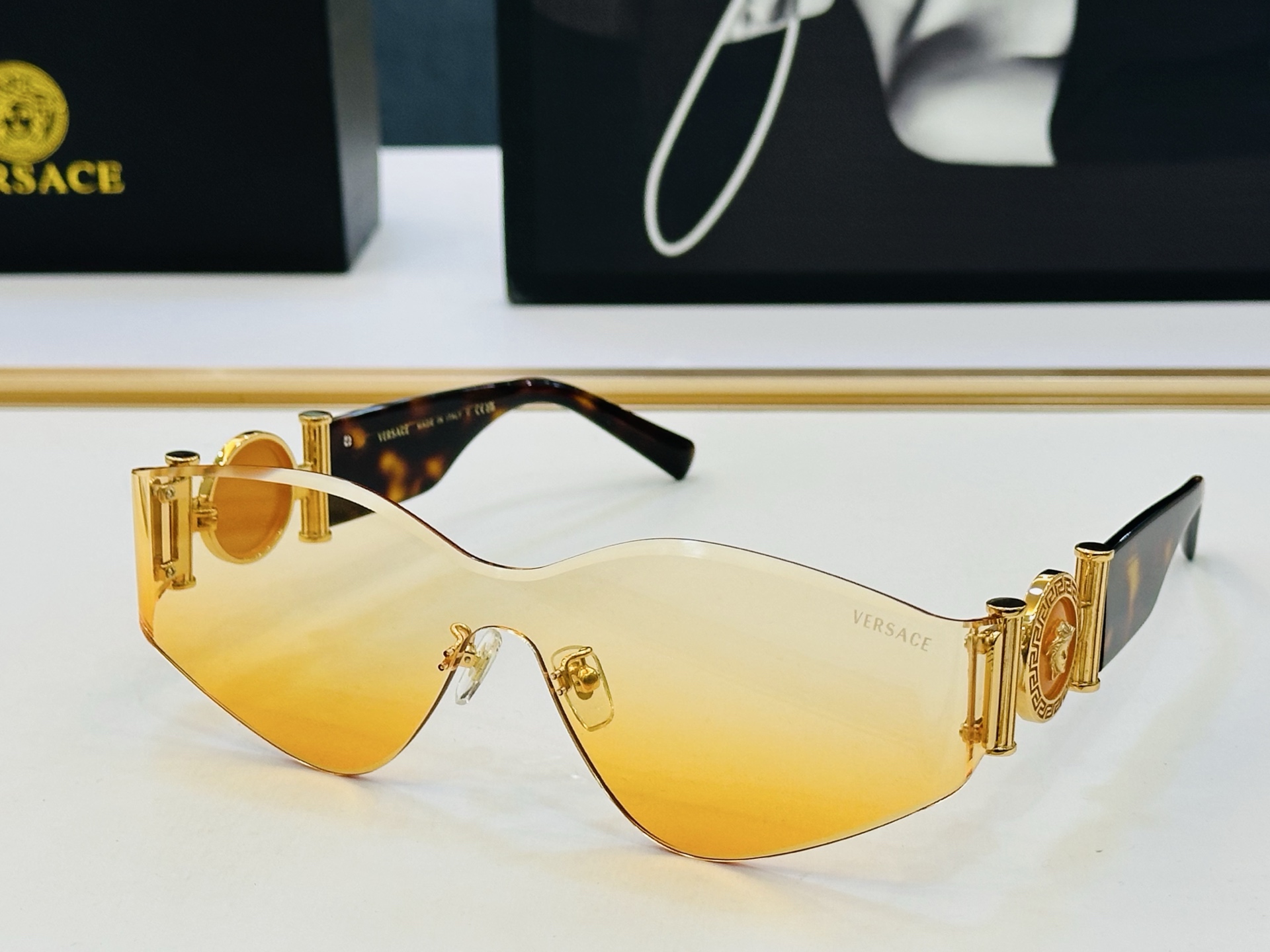 🎉🎉范思家 VERSACE✨✨✨MODEL：VE6824 ✨✨✨SIZE：151口0-138 ✨XL有范