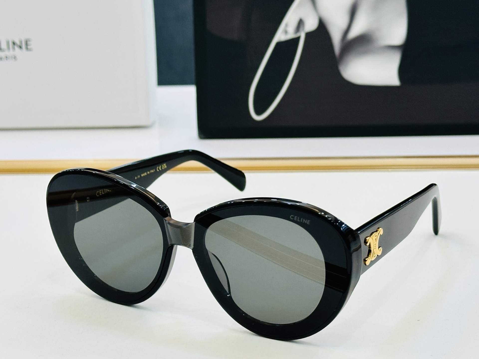 【CELINE】赛琳 CL1740LU Size：53口19-145 一直热销的款式 欧美风 光泽度好 