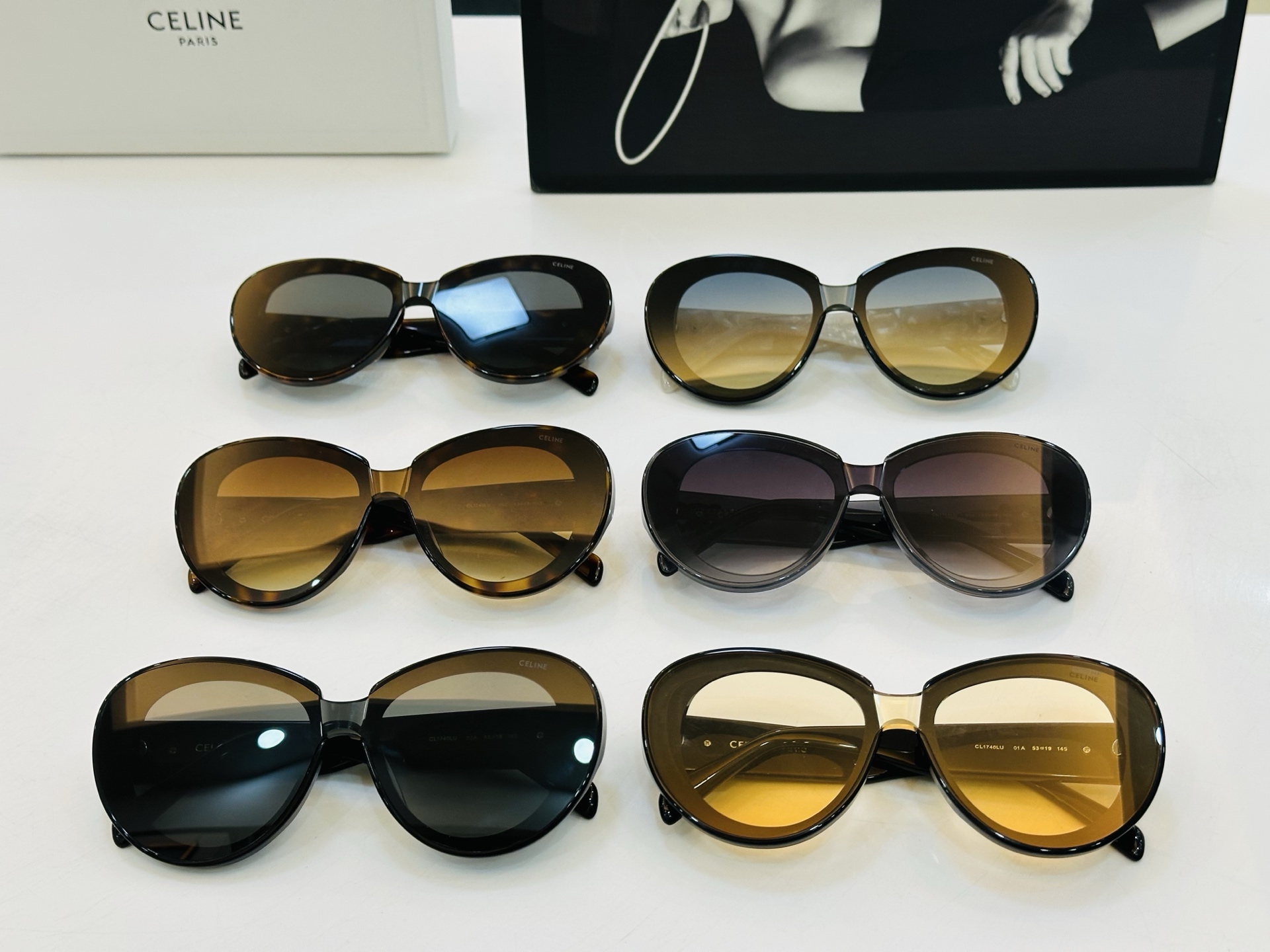 【CELINE】赛琳 CL1740LU Size：53口19-145 一直热销的款式 欧美风 光泽度好 