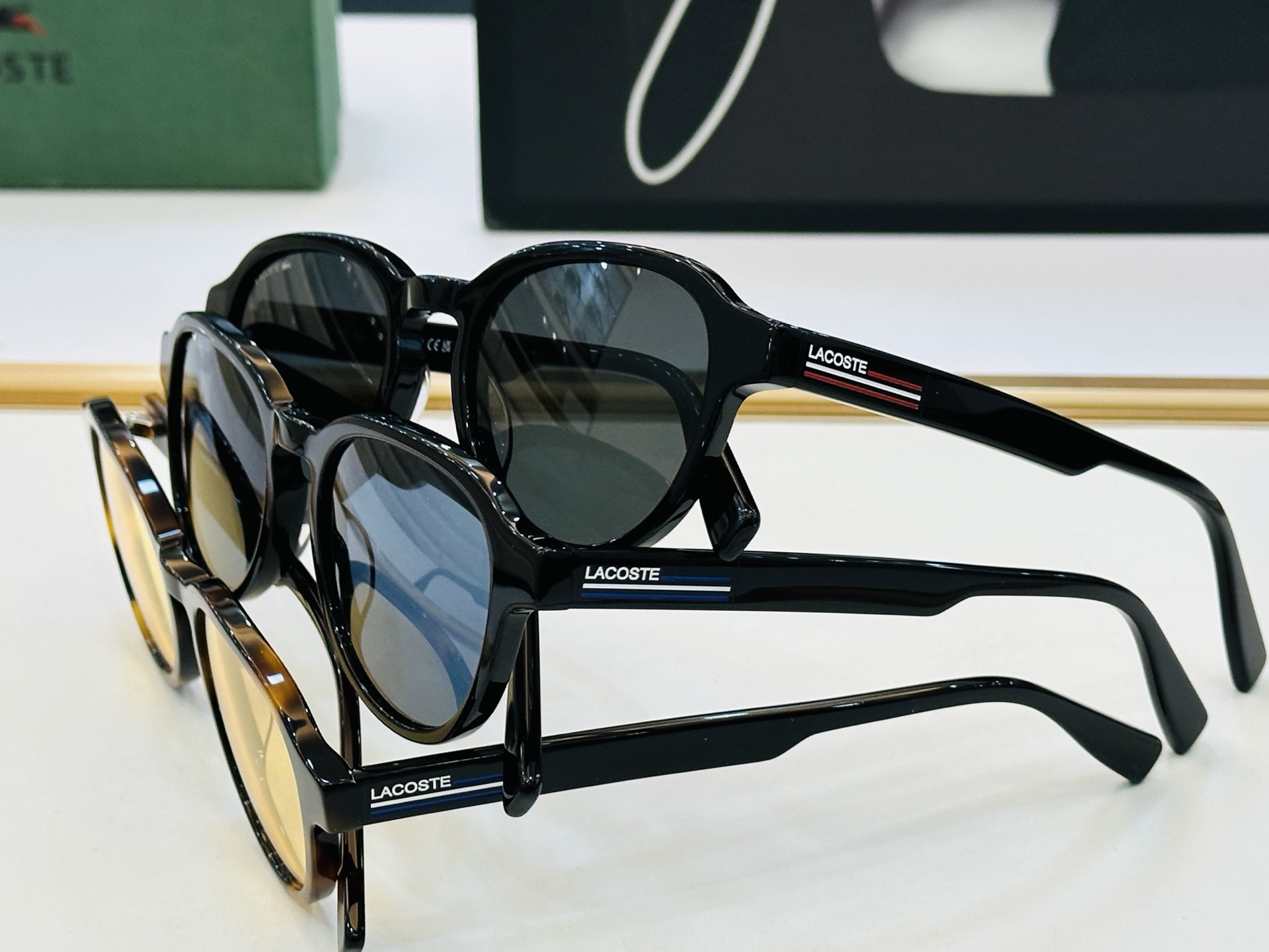 🆕 鳄鱼 LACOSTE 最新款L6037SL Size：51口20-145 💫💫时尚舒适 💍L超轻 太