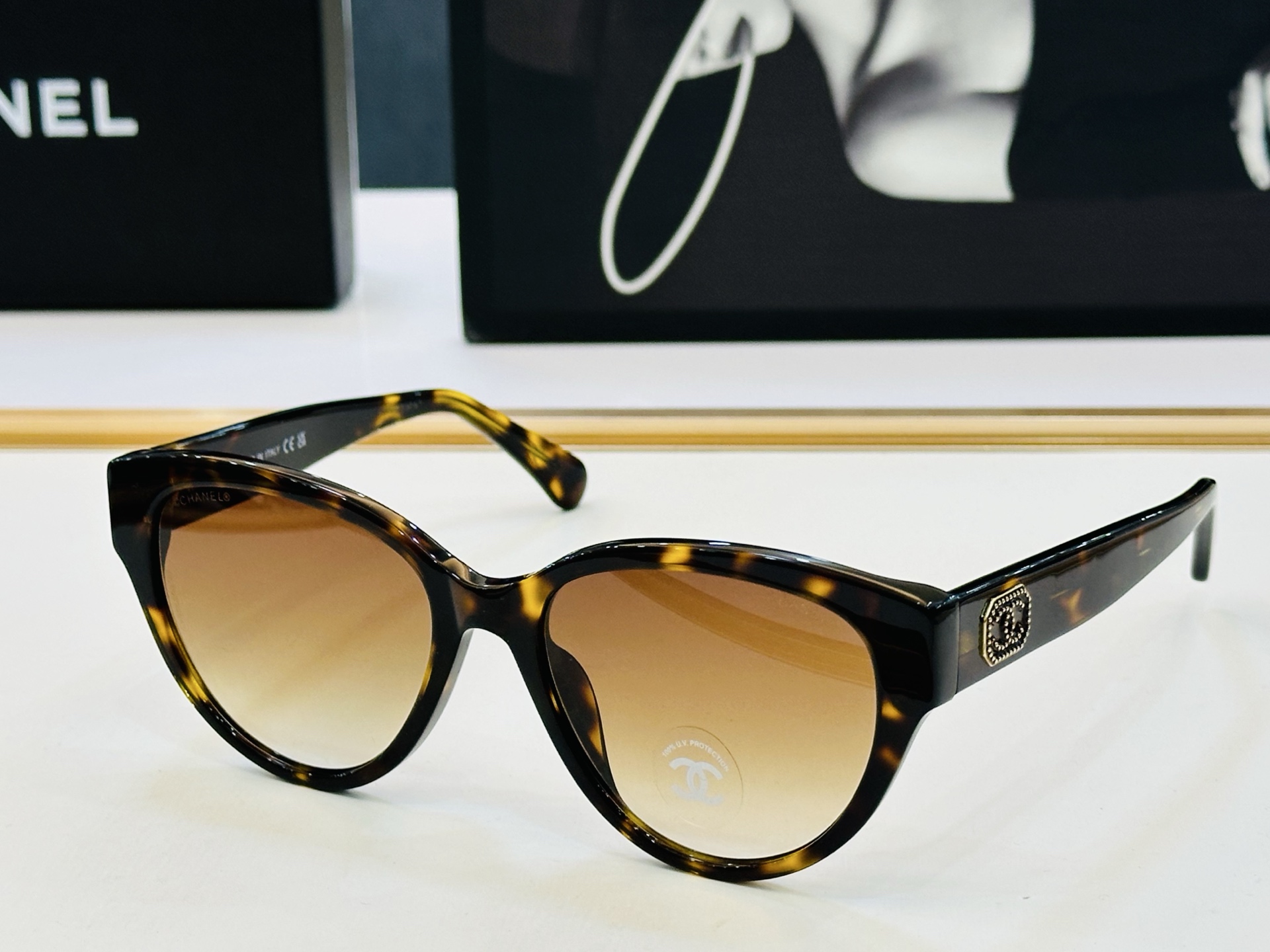 【CHANE*/香家】MODEL:CH5477 Size：56口19-140 独特设计 B适合各种脸型💋