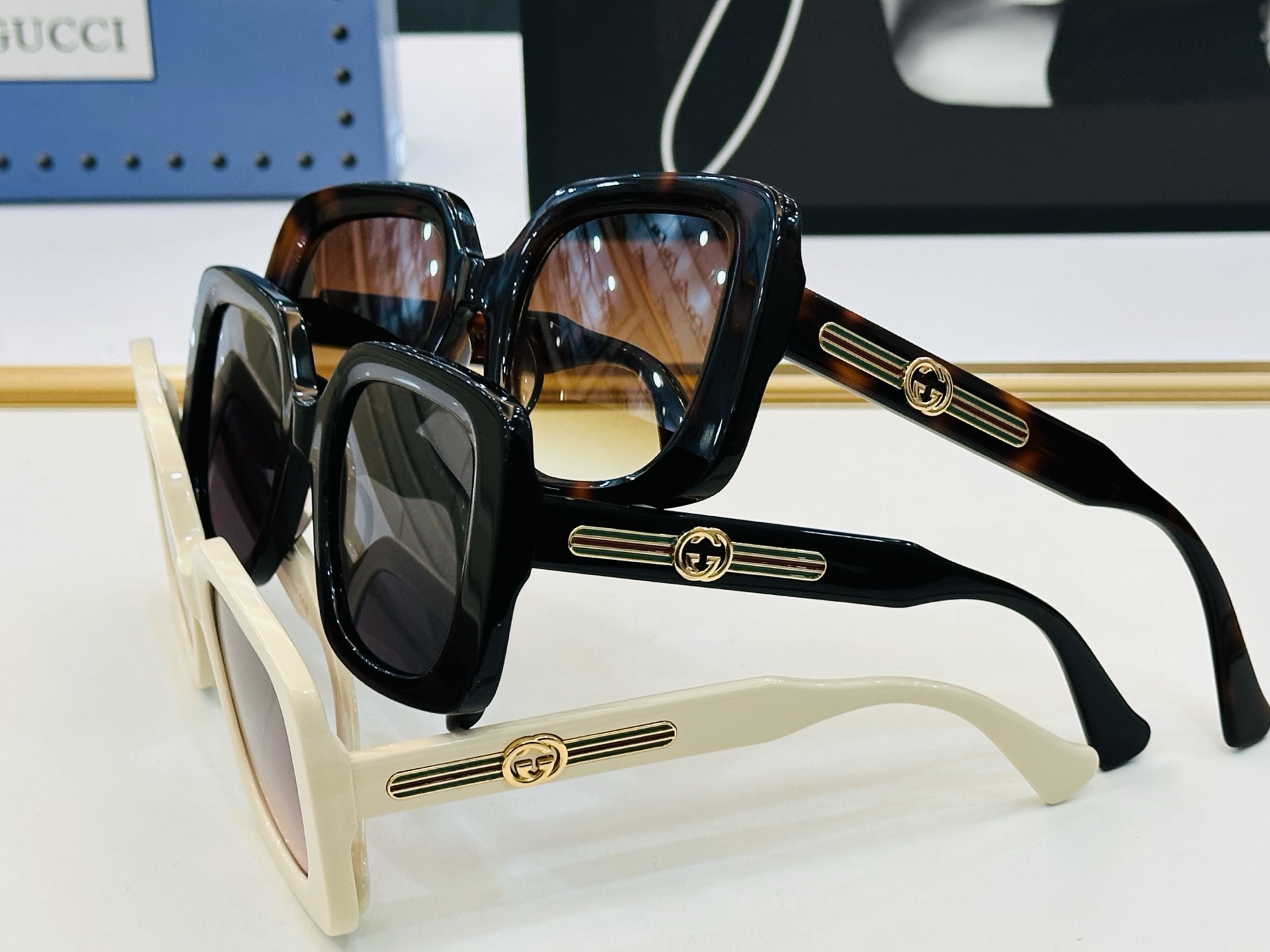 🔺GUCC*🔻 古家GG1557SK Size：54口23-145 女士款 搭配镜框🔝🔝J时尚靓丽 个性