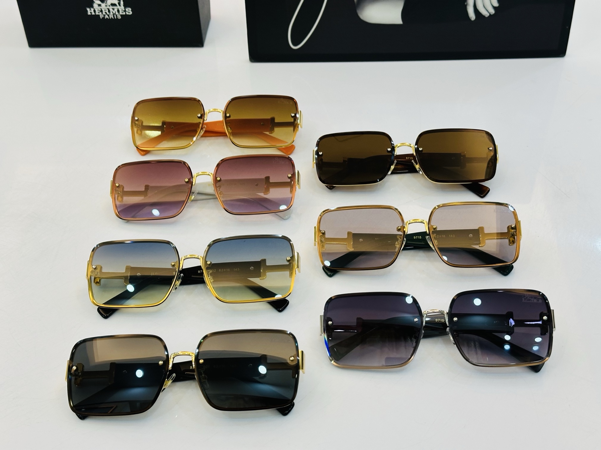 爱马仕 网红款 9715 Size：62口16-143 👏🎉超级经典 高品质墨镜🎈色][色] 倍戴豪无压