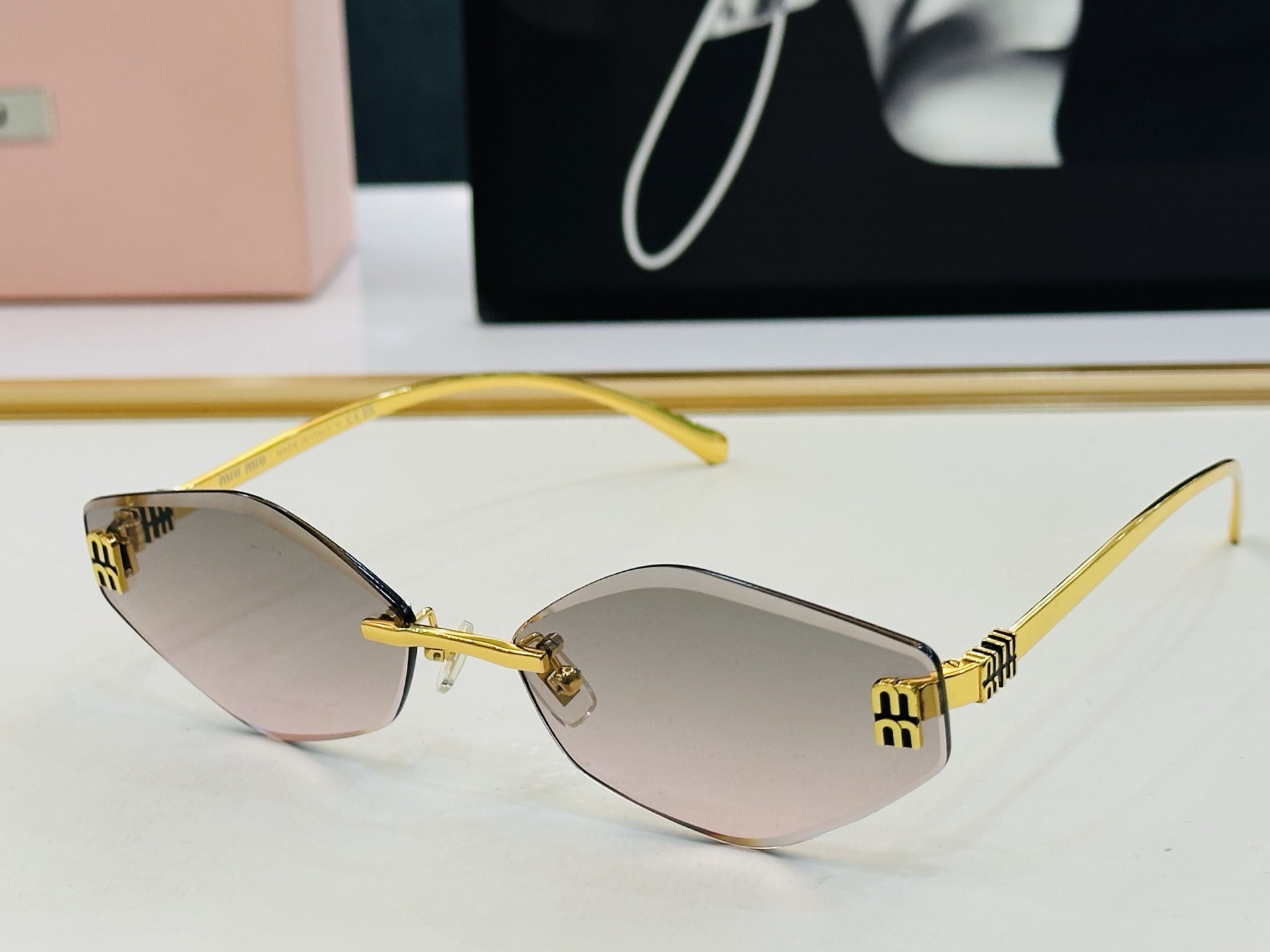 🆕 谬家 MU1897L Size：62口17-145 🌺🌺 [玫瑰][闪电] 时尚靓丽 得意][得意]