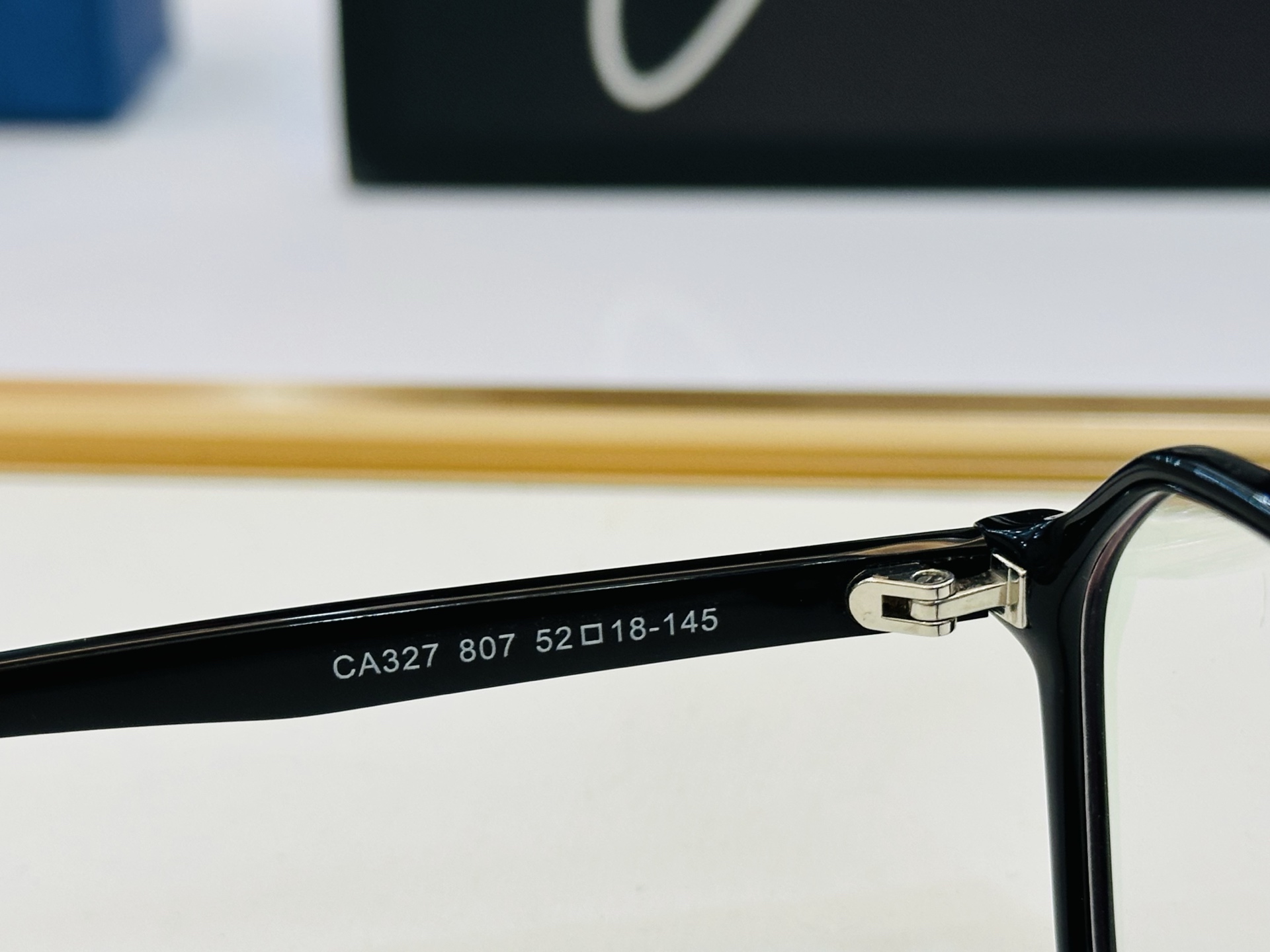 卡雷拉 CARRER* CA327 Size：52口18-145 🐲🐲超轻材质 🔥L 上脸超美 配光镜