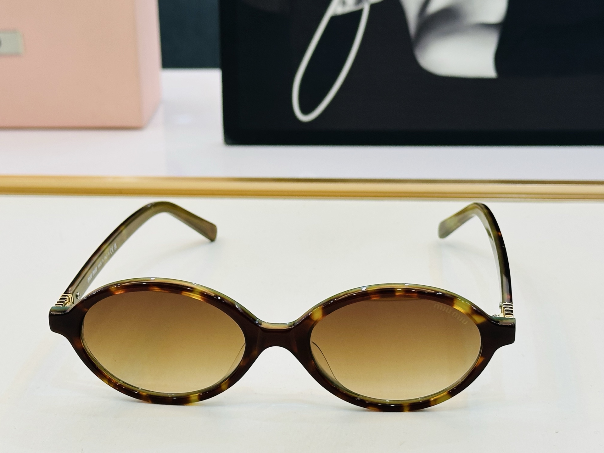 ❤️❤️🆕 谬家 SMU04ZF Size：50口18-145 [玫瑰]得意]微笑] Z独具品质 太阳镜