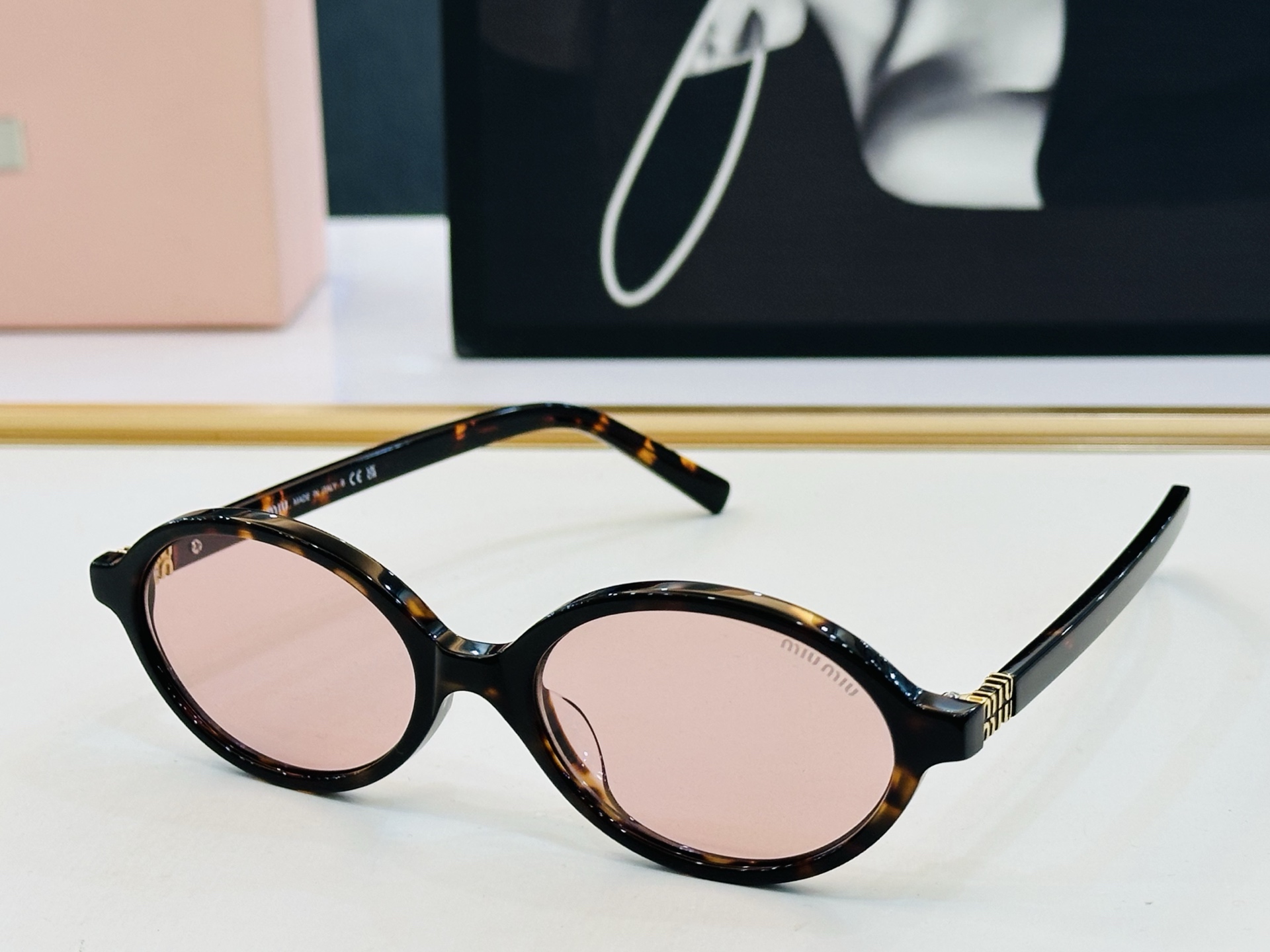 ❤️❤️🆕 谬家 SMU04ZF Size：50口18-145 [玫瑰]得意]微笑] Z独具品质 太阳镜